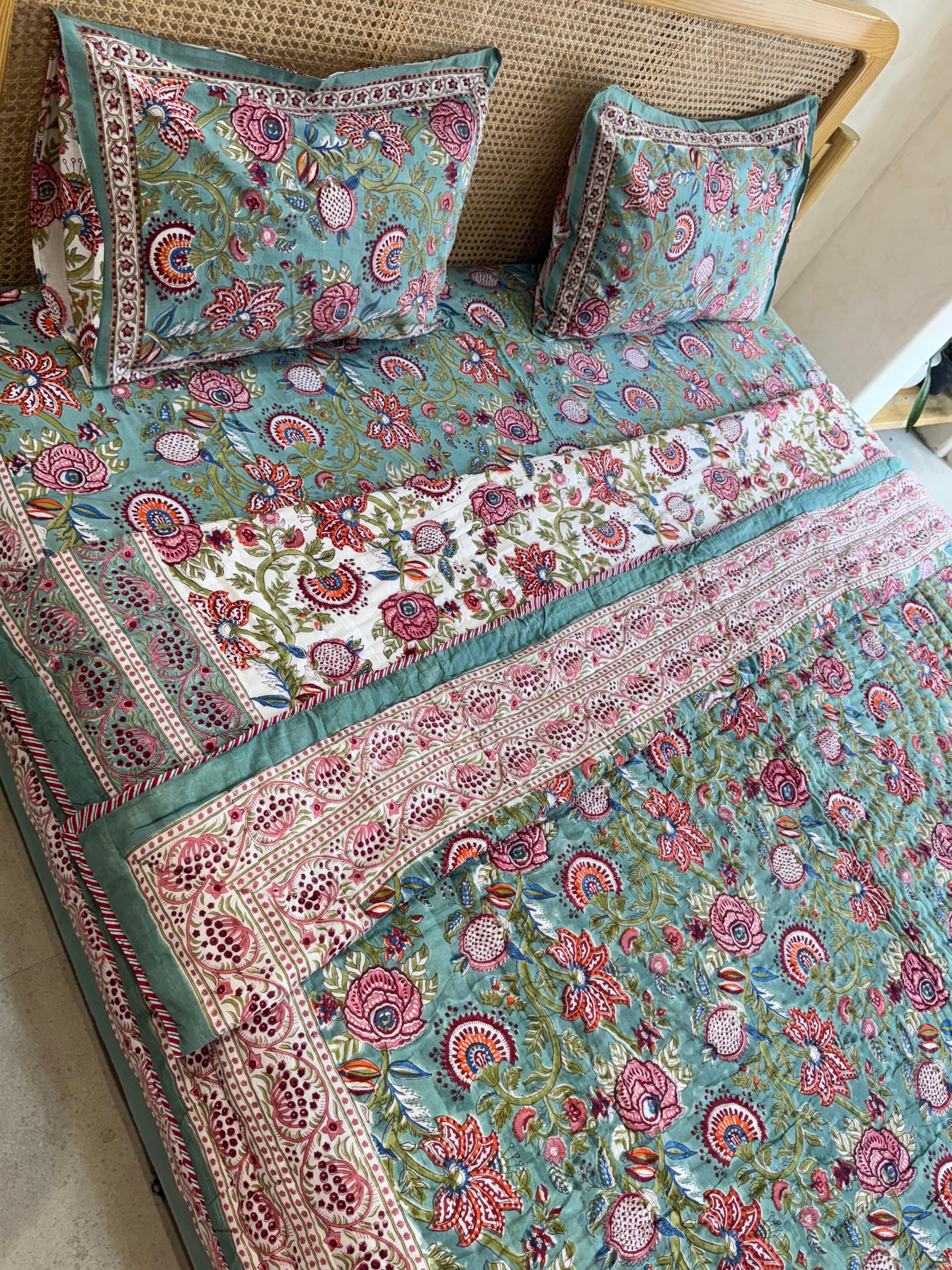 FESTIVE HAND BLOCK PRINTED BEDDING SET