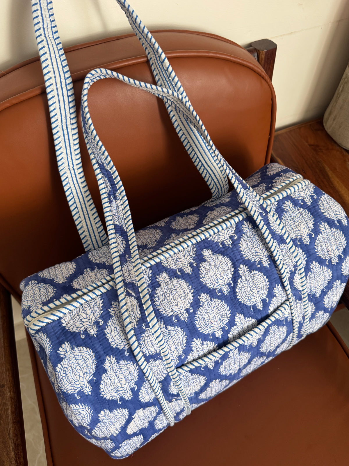 DUFFLE BAG