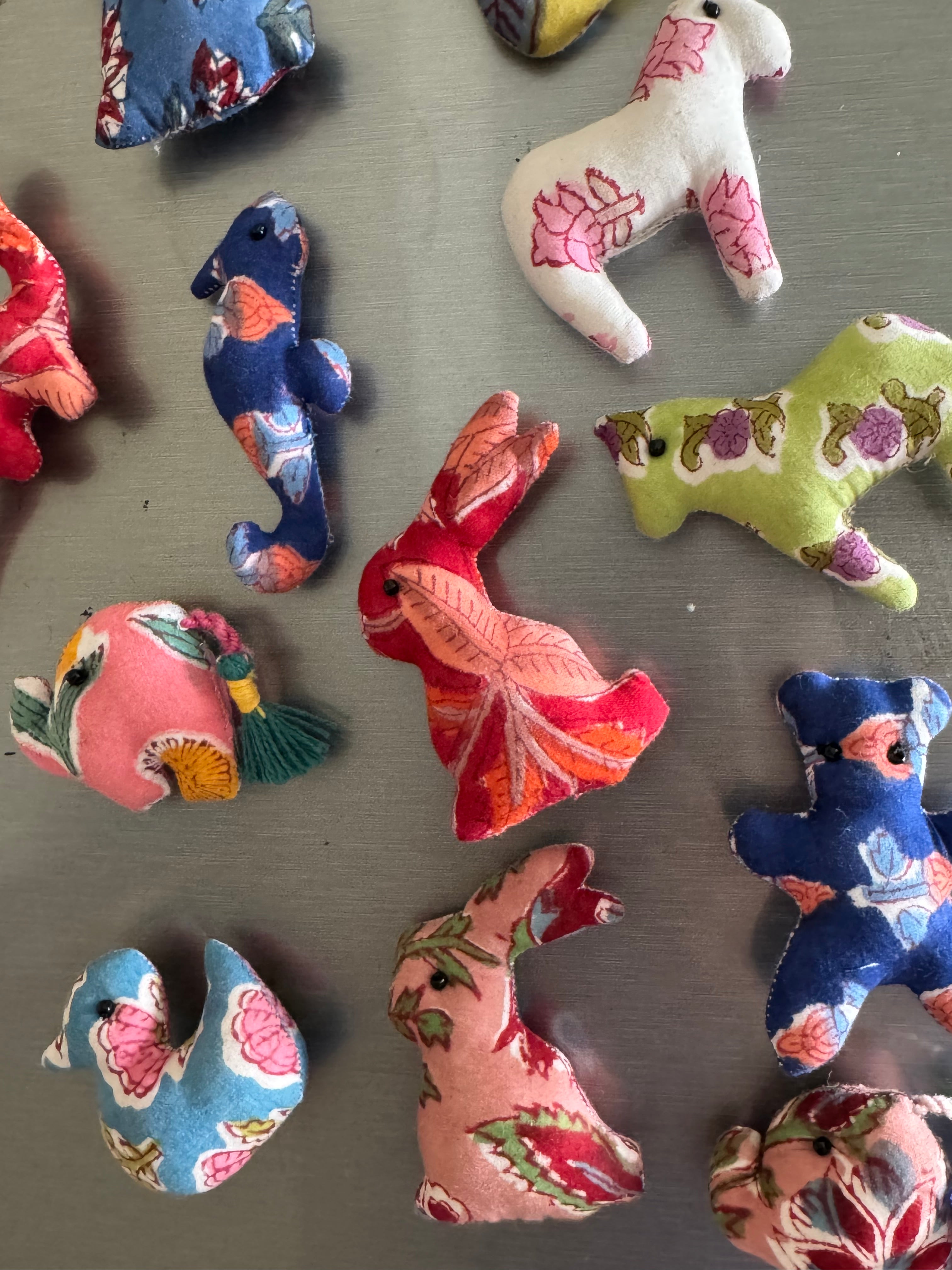 FABRIC FRIDGE MAGNET