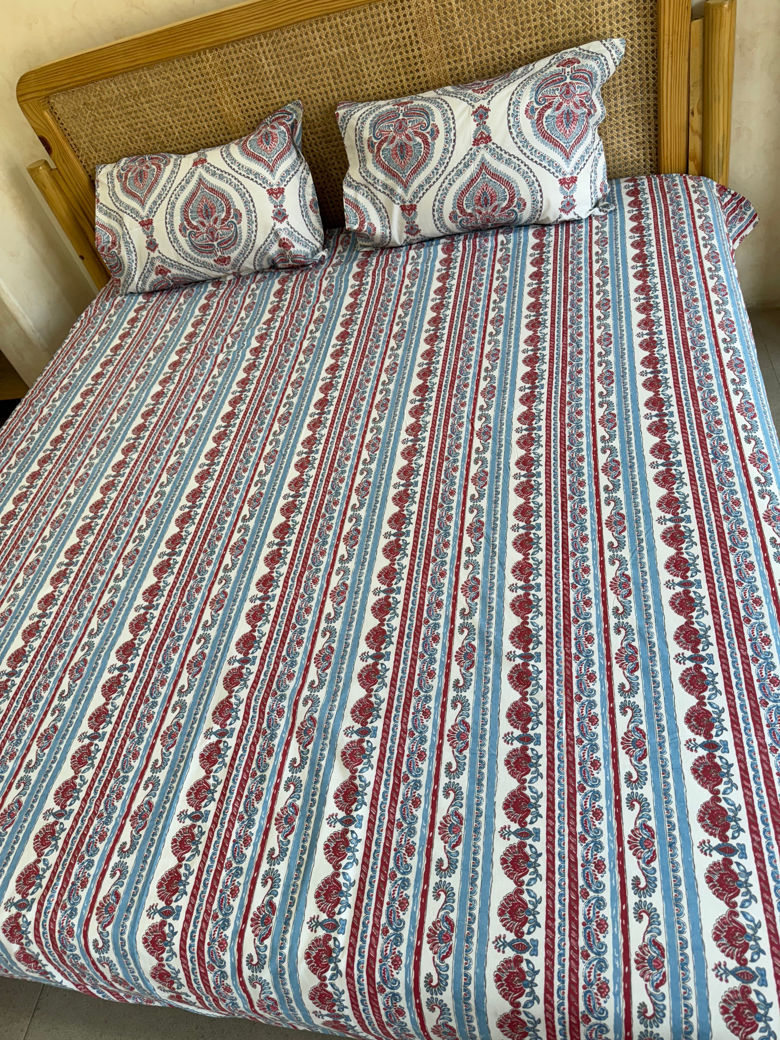 SHALIMAR BEDSHEET WITH TWO REVERSIBLE PILLOW COVERS