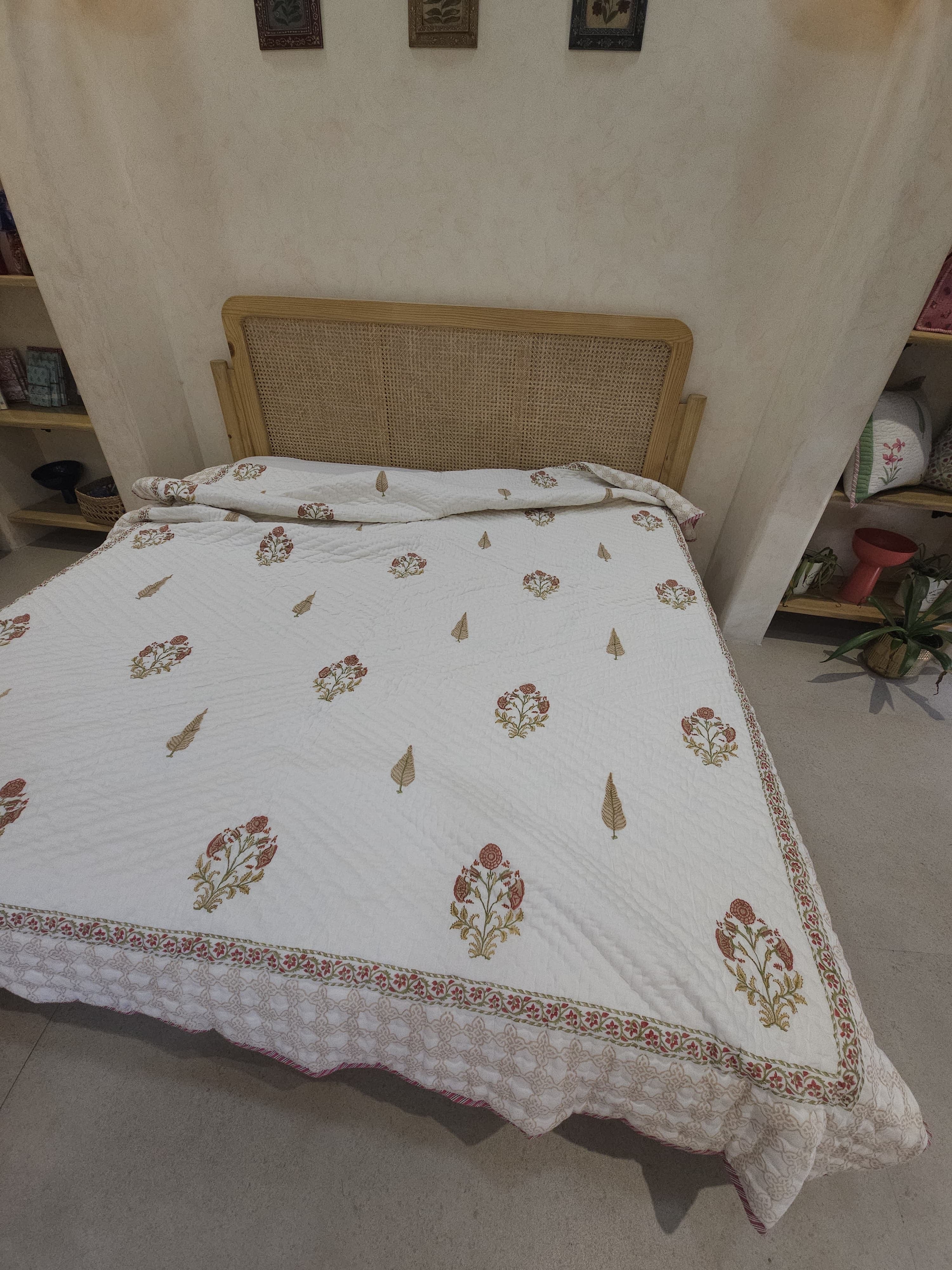 HAND BLOCK PRINTED REVERSIBLE MULMUL DOUBLE BED QUILT