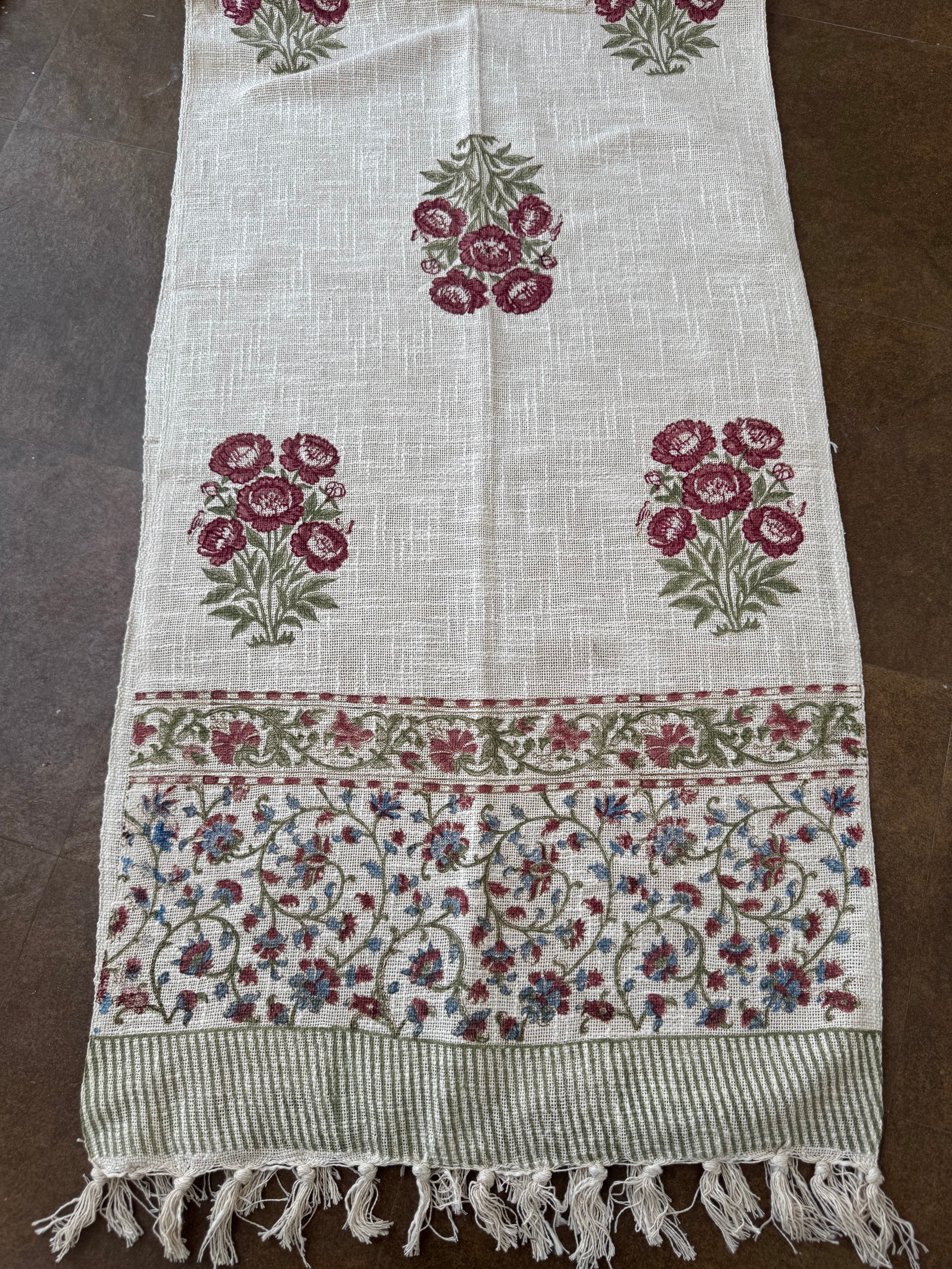 HAND BLOCK PRINTED TABLE RUNNER