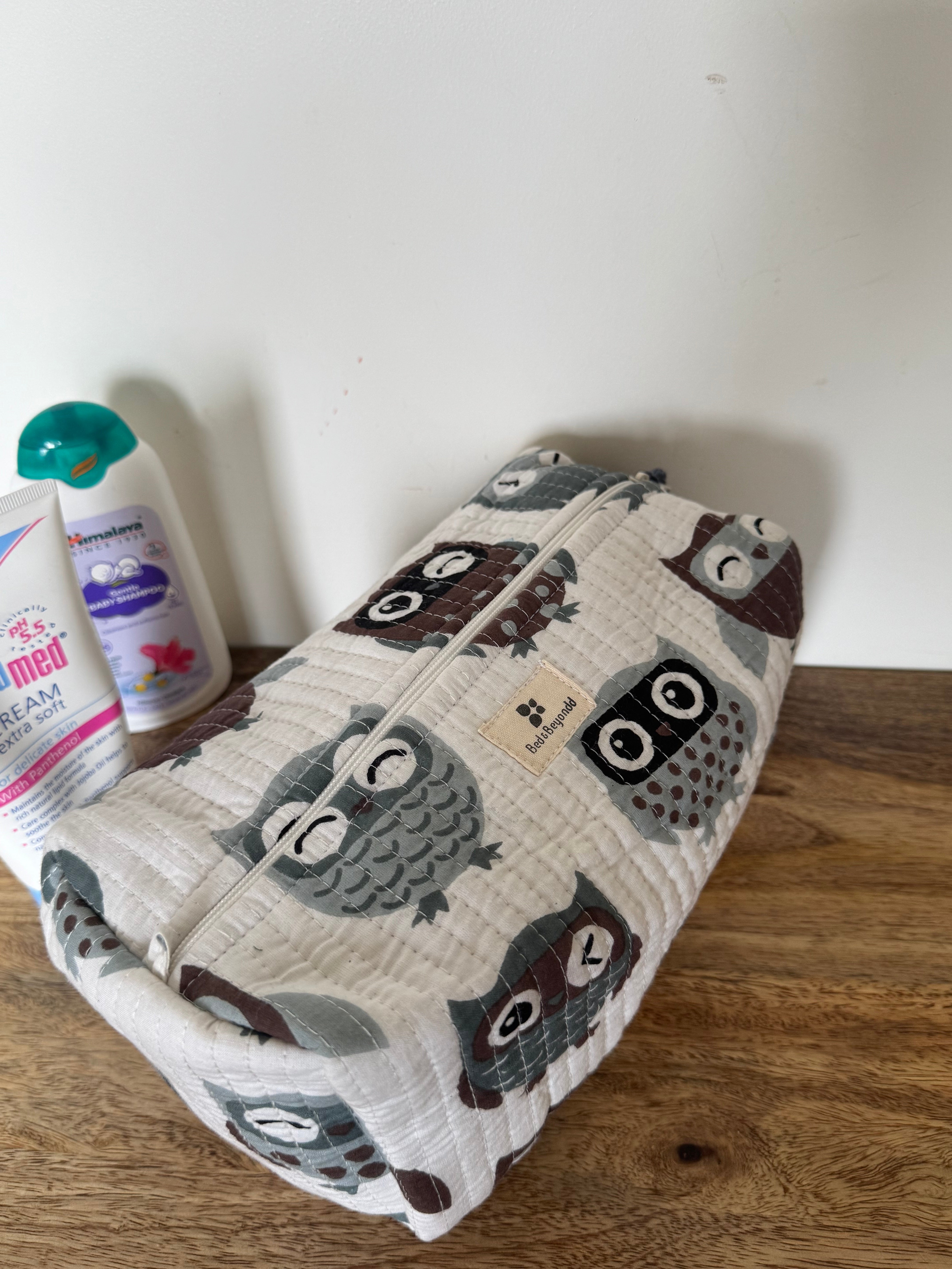KIDS PRINT MULTI PURPOSE TOILETRY BAGS
