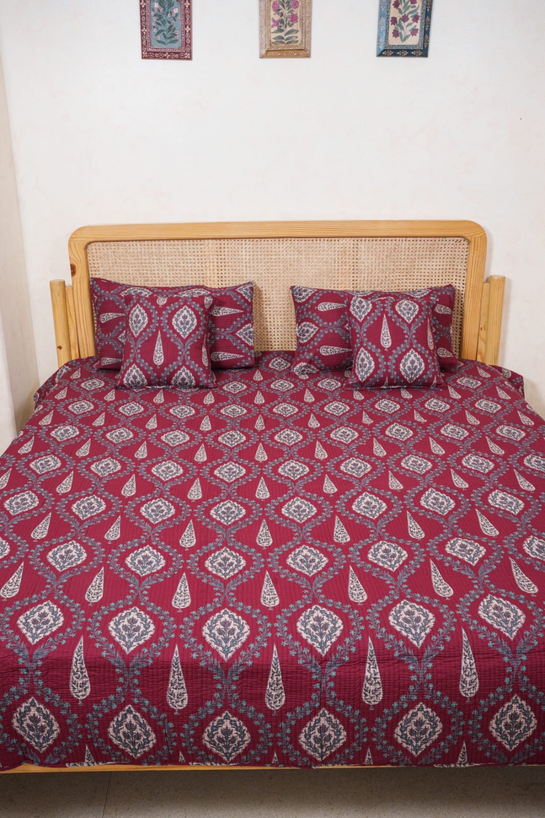 KANAK JAAL QUILTED BEDCOVER SET(5PC) - BEDCOVER + 2 PILLOW CASES + 2 CUSHION COVERS