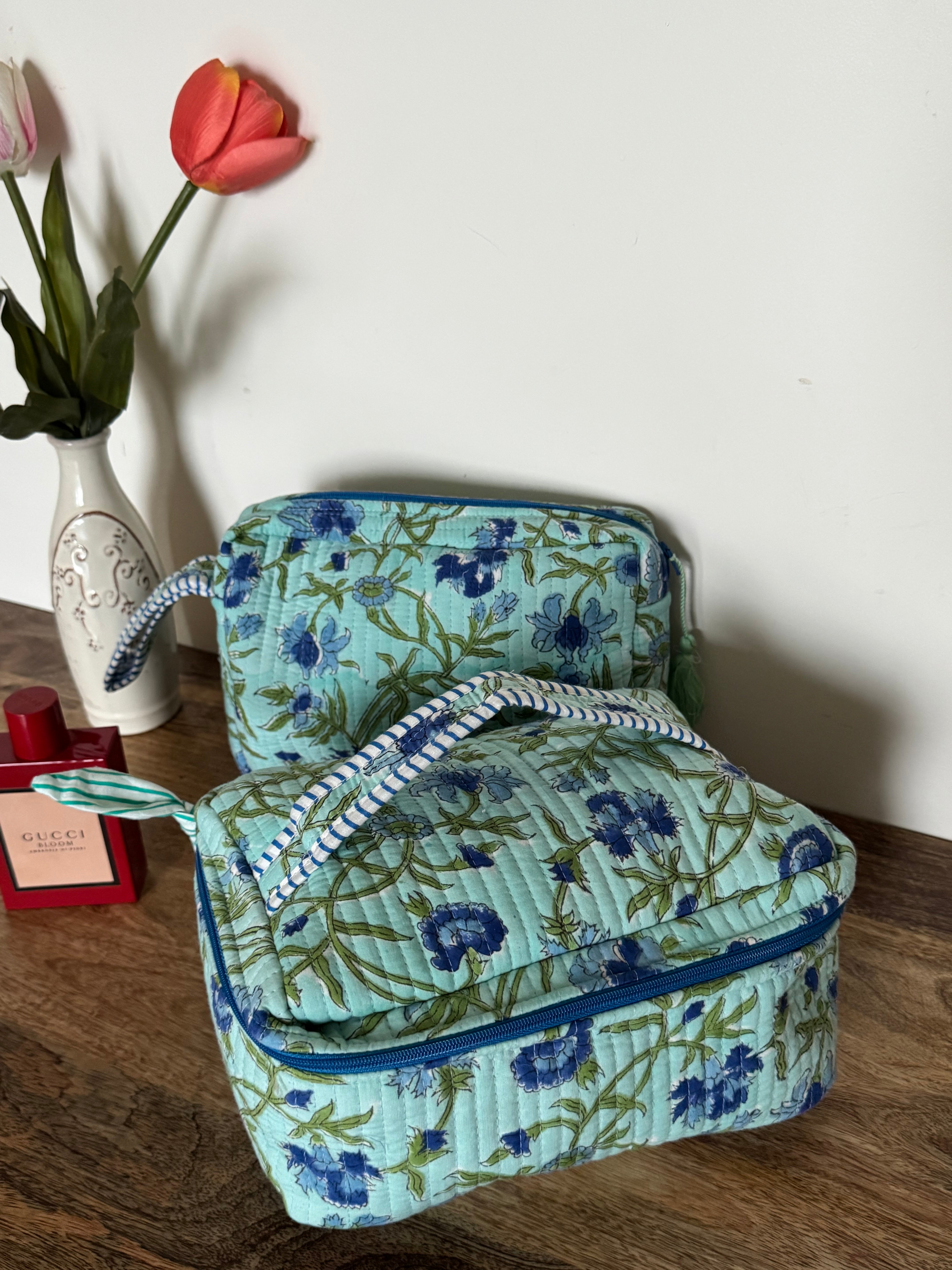 VANITY BAG & TRAVEL POUCH COMBO SET