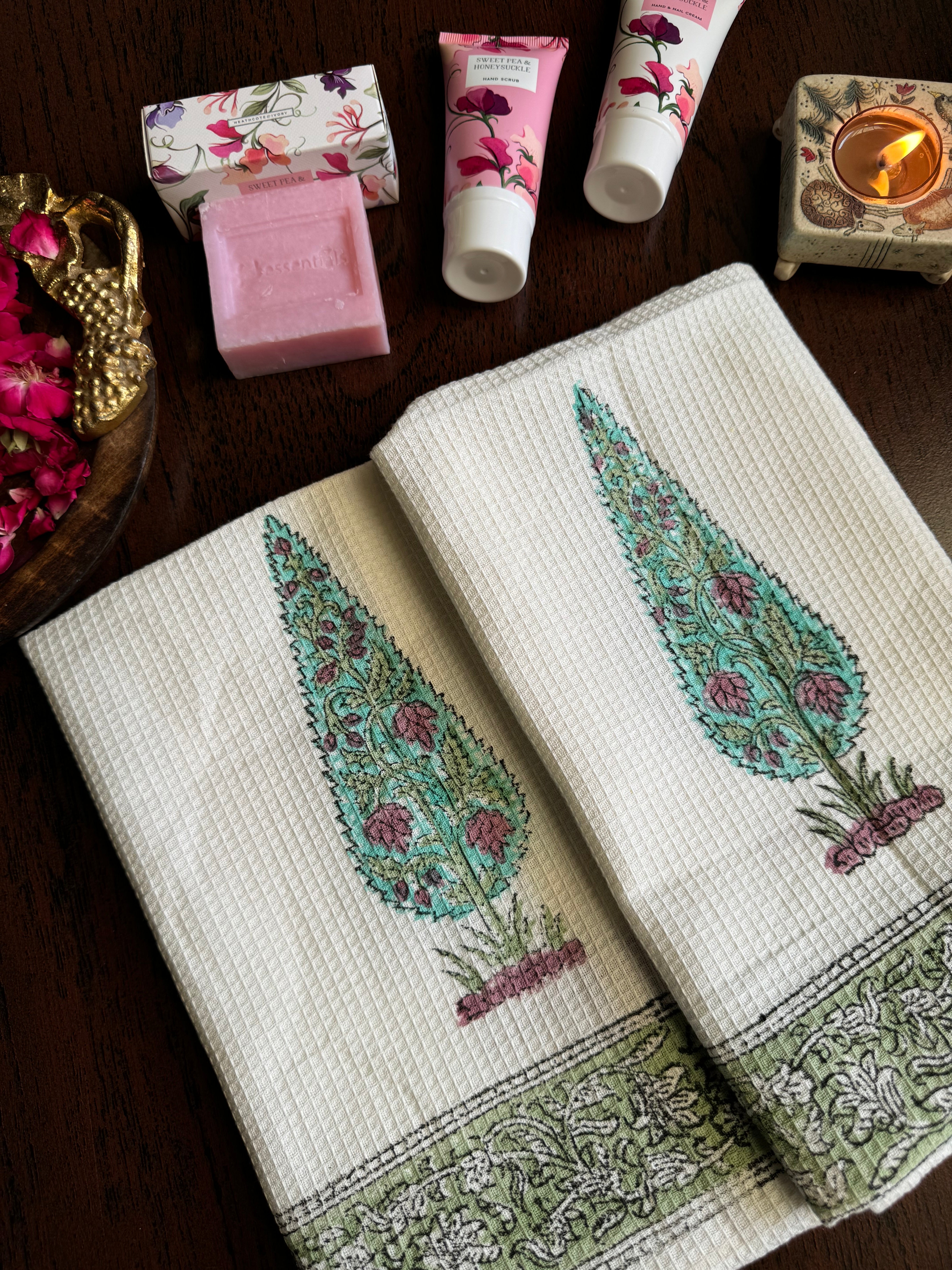 MINI CYPRESS HAND BLOCK PRINTED BODY & HAND TOWEL SET