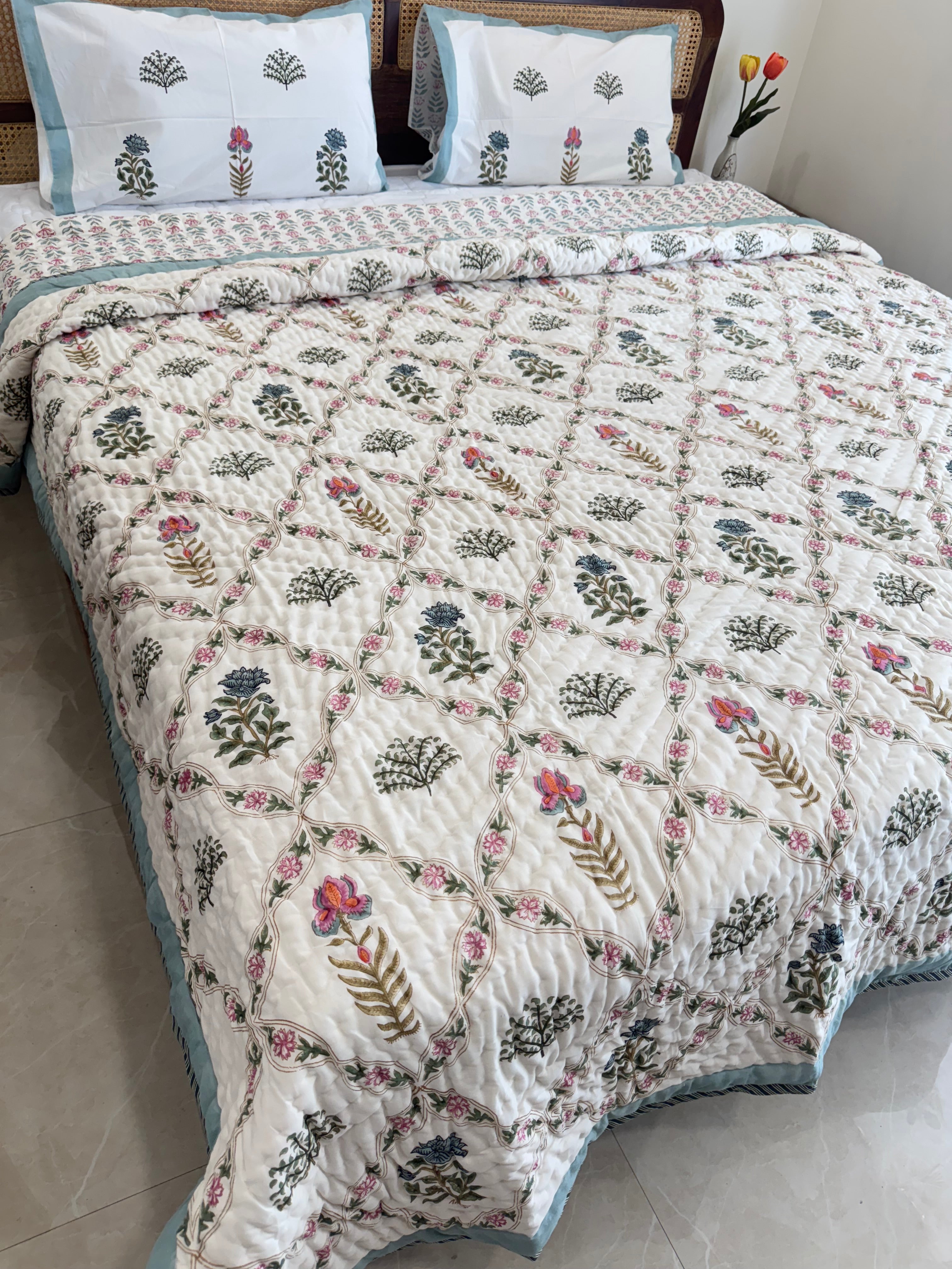 VILASA HAND BLOCK PRINTED REVERSIBLE QUILT (DOUBLE BED)