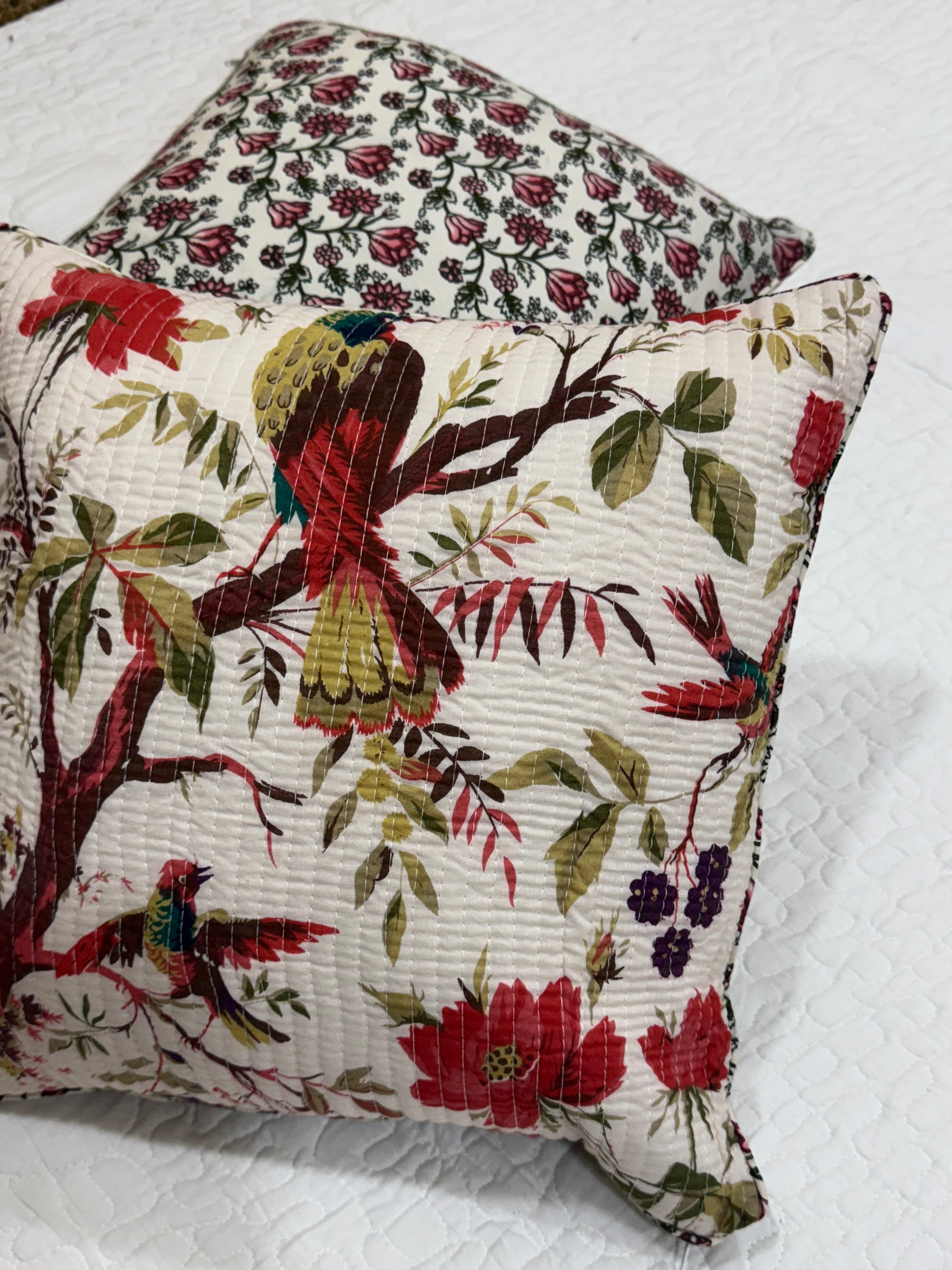 KANAK - SINGLE PIECE QUILTED 16 BY 16 INCHES CUSHION COVER