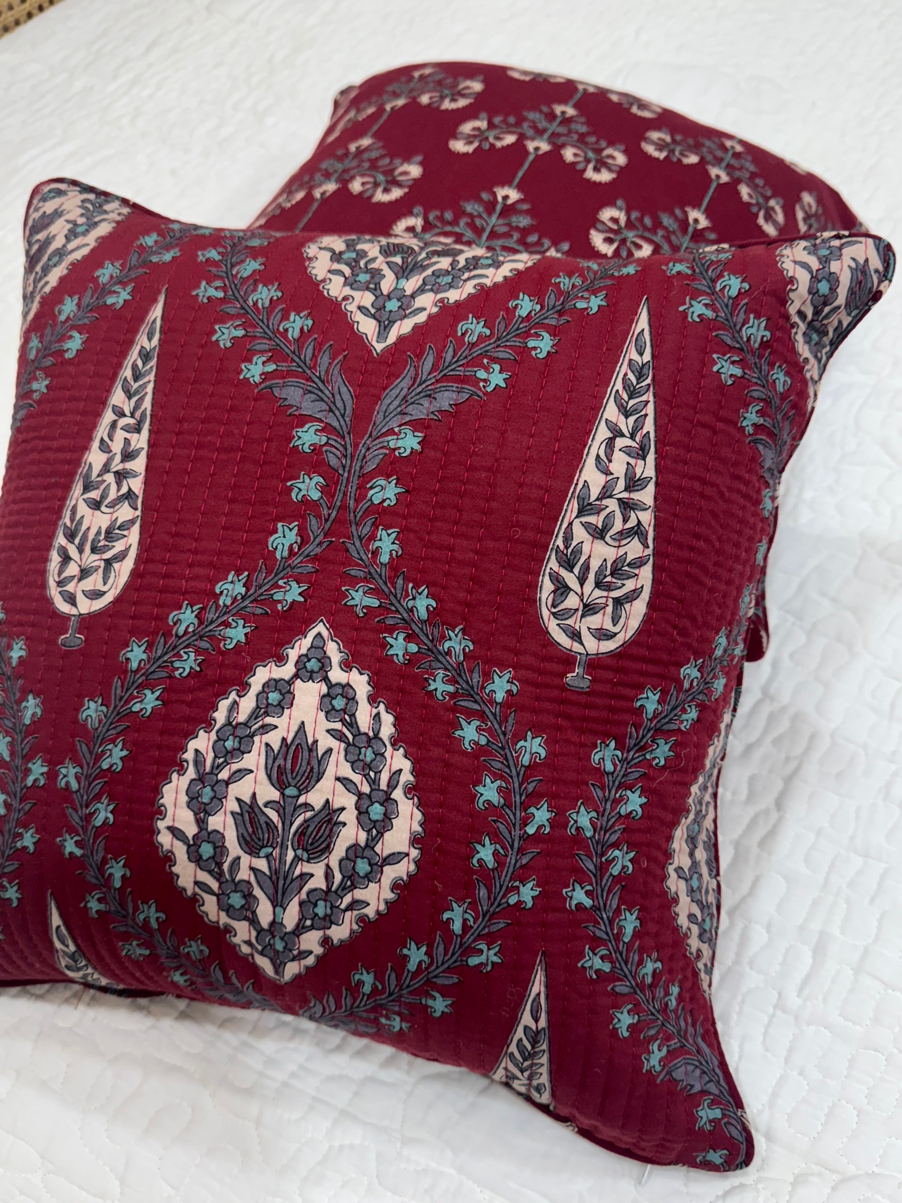 KANAK - SINGLE PIECE QUILTED 16 BY 16 INCHES CUSHION COVER