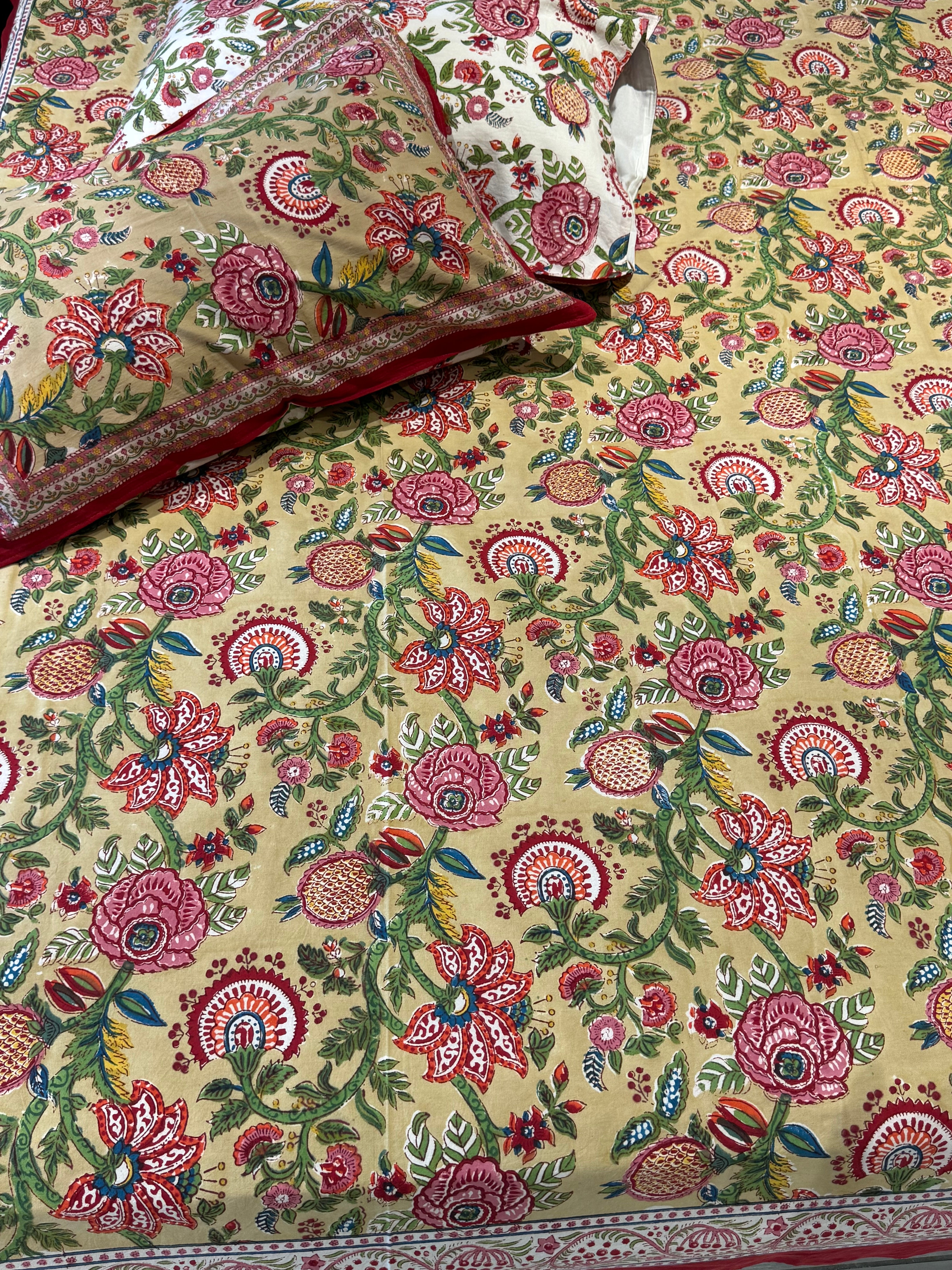 FESTIVE HAND BLOCK PRINTED BEDSHEET WITH TWO REVERSIBLE PILLOW COVERS