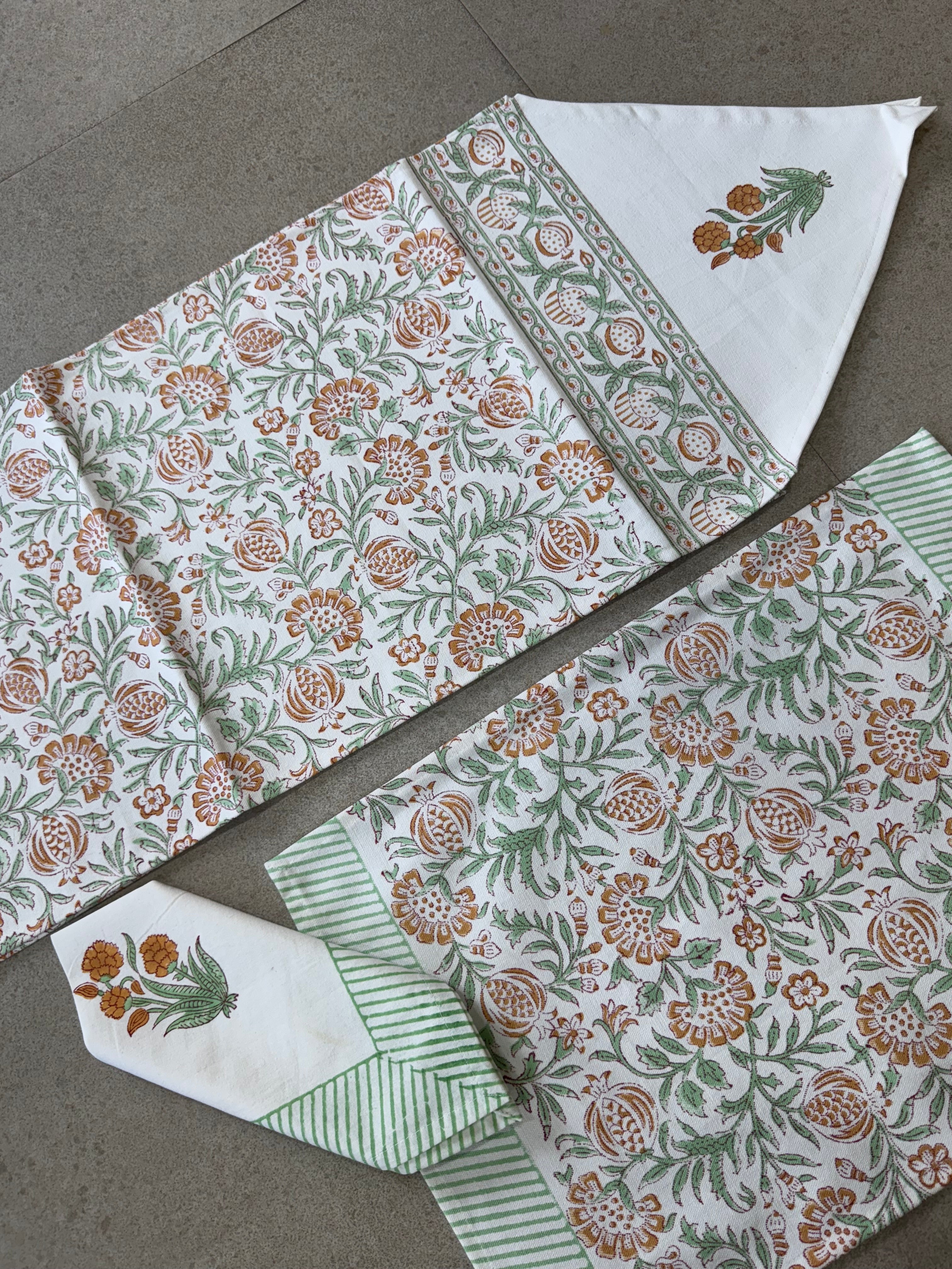 SIX SEATER TABLE RUNNER , SIX MATS AND SIX NAPKIN SET