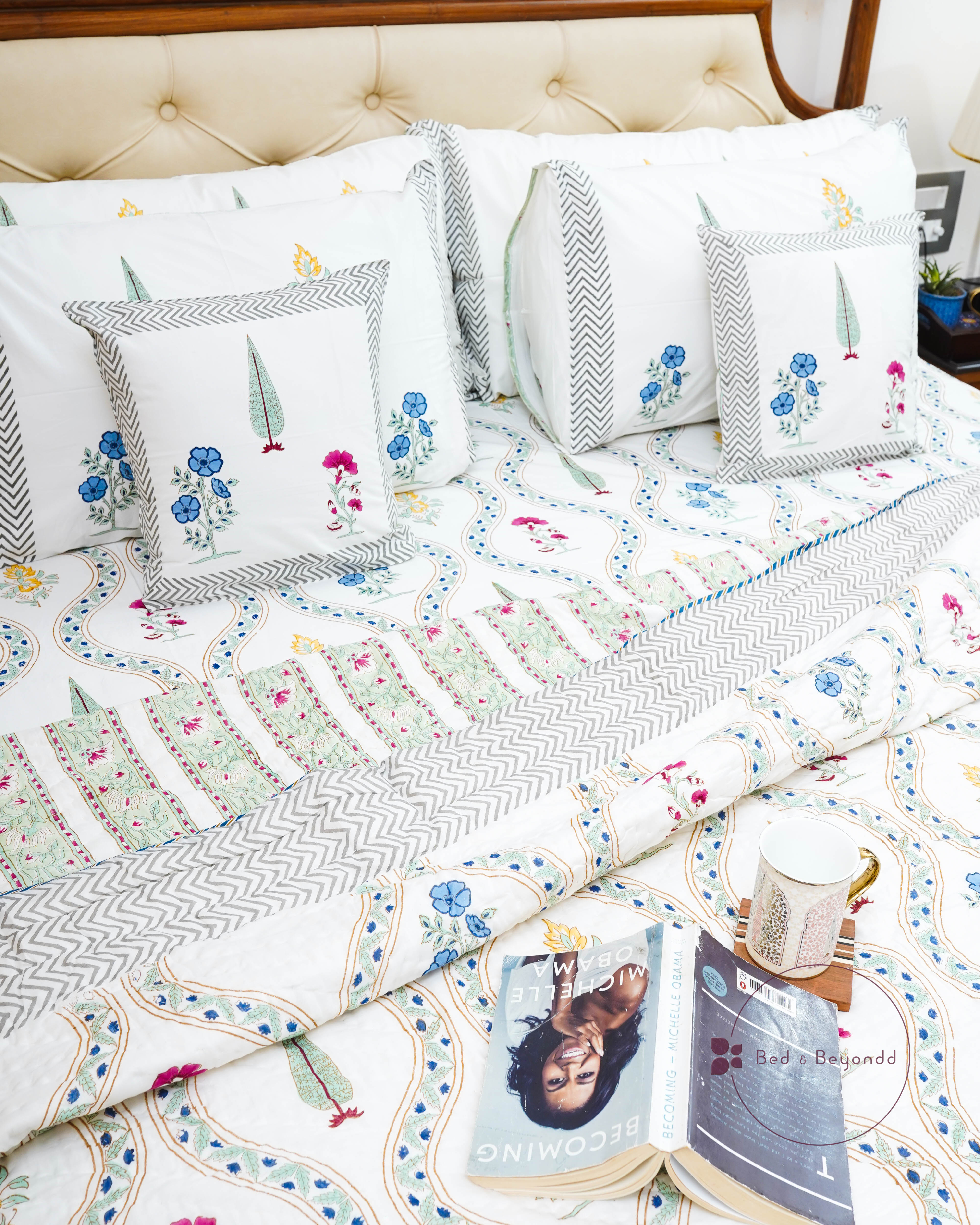 MALIKA HANDBLOCK PRINTED REVERSIBLE MULMUL QUILT
