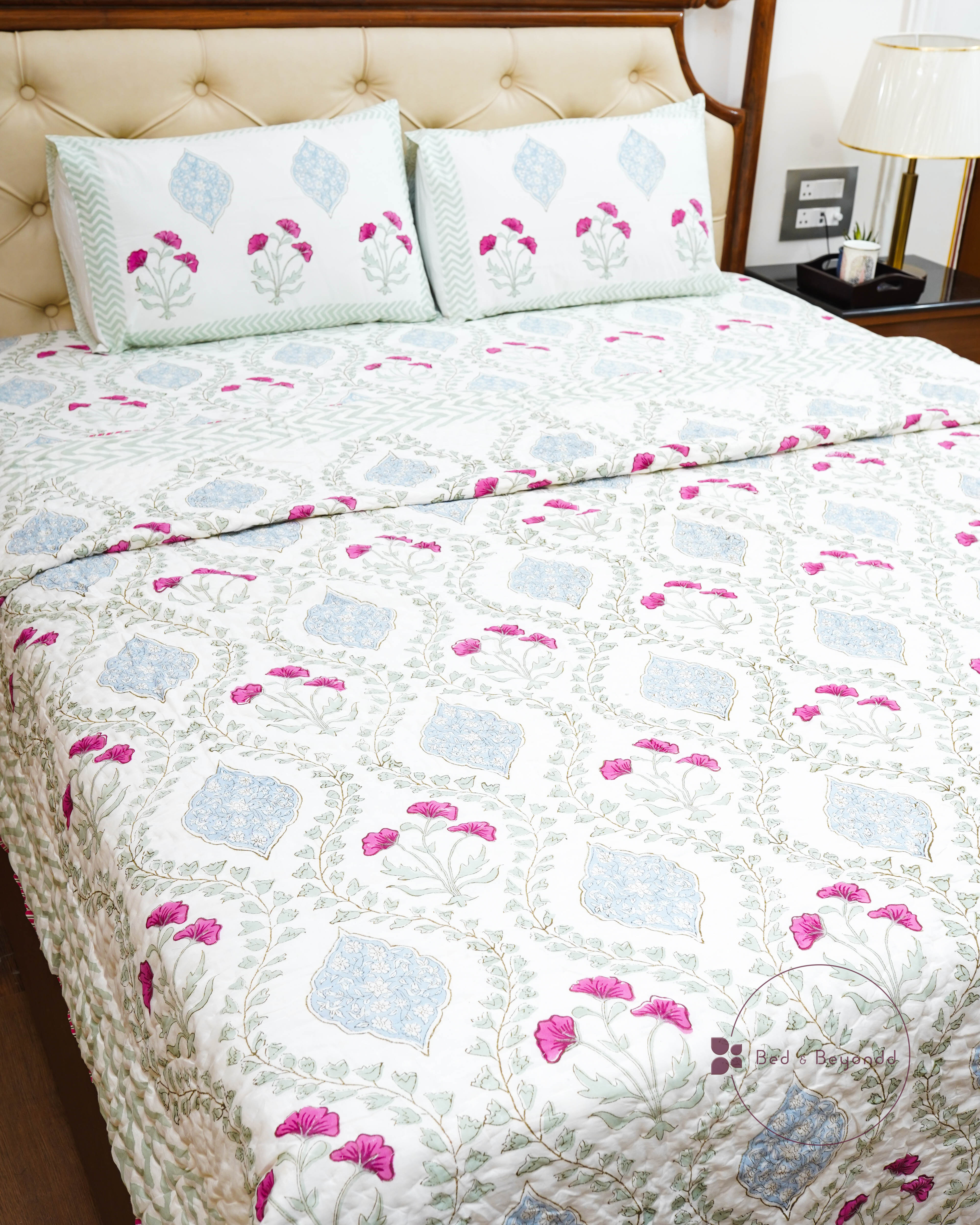 ANJANA HANDBLOCK PRINTED REVERSIBLE MULMUL QUILT