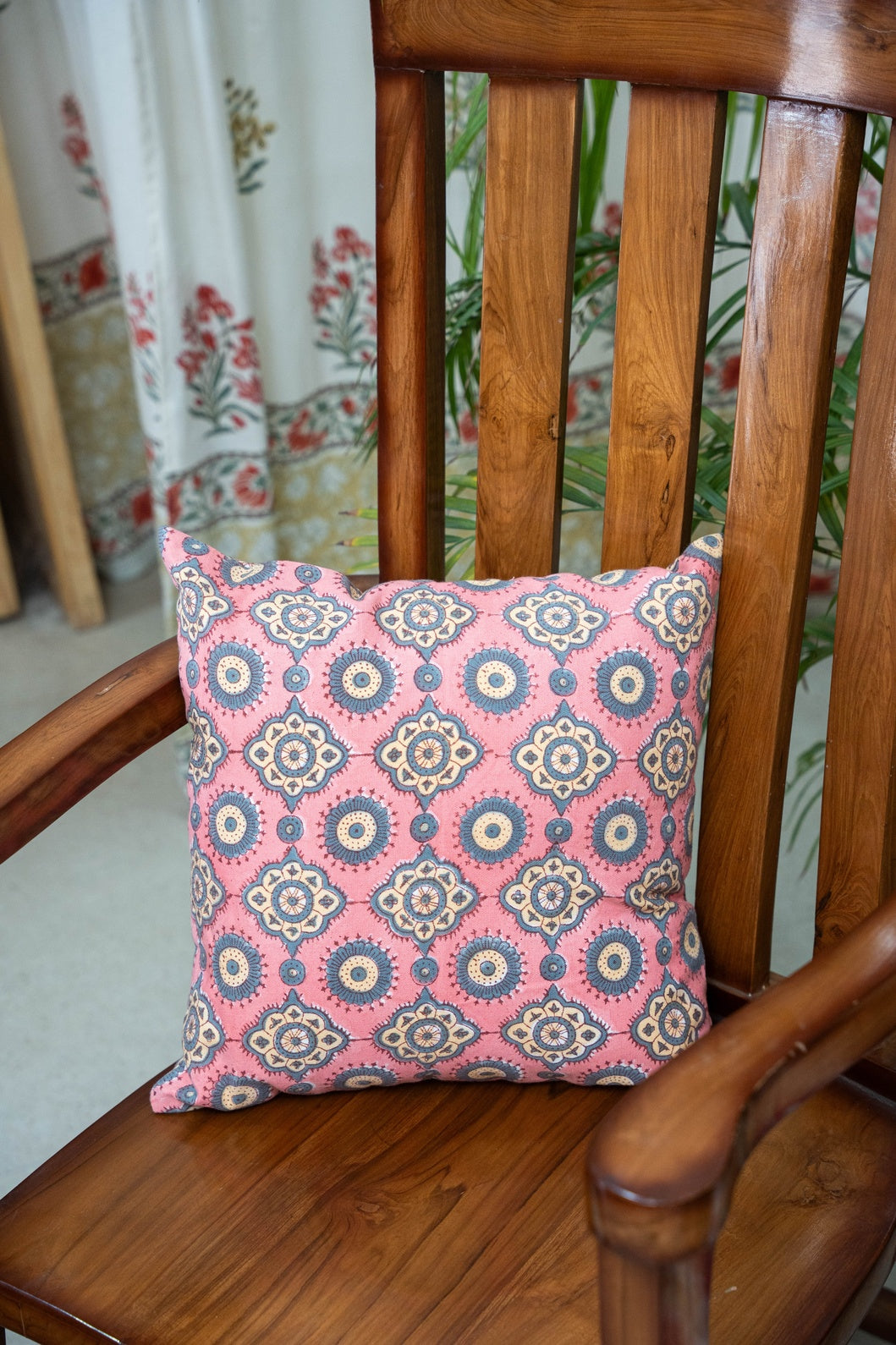 PAIR OF HANDBLOCK PRINTED 16*16 INCHES CUSHION COVER