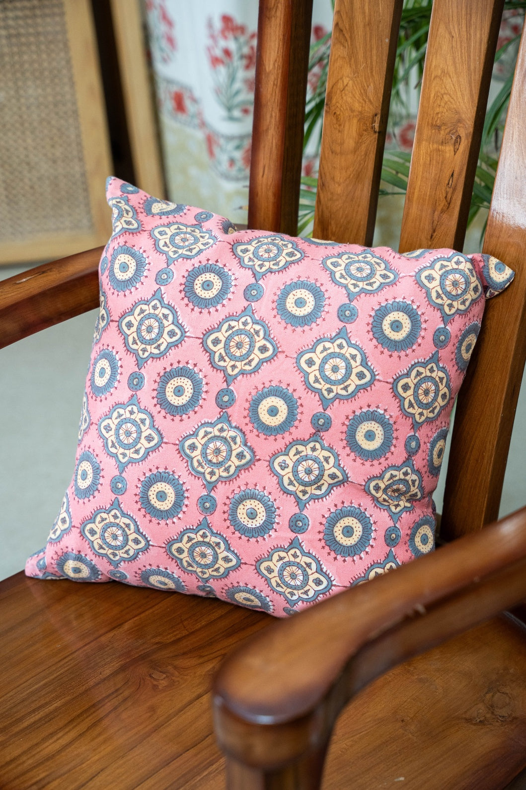PAIR OF HANDBLOCK PRINTED 16*16 INCHES CUSHION COVER