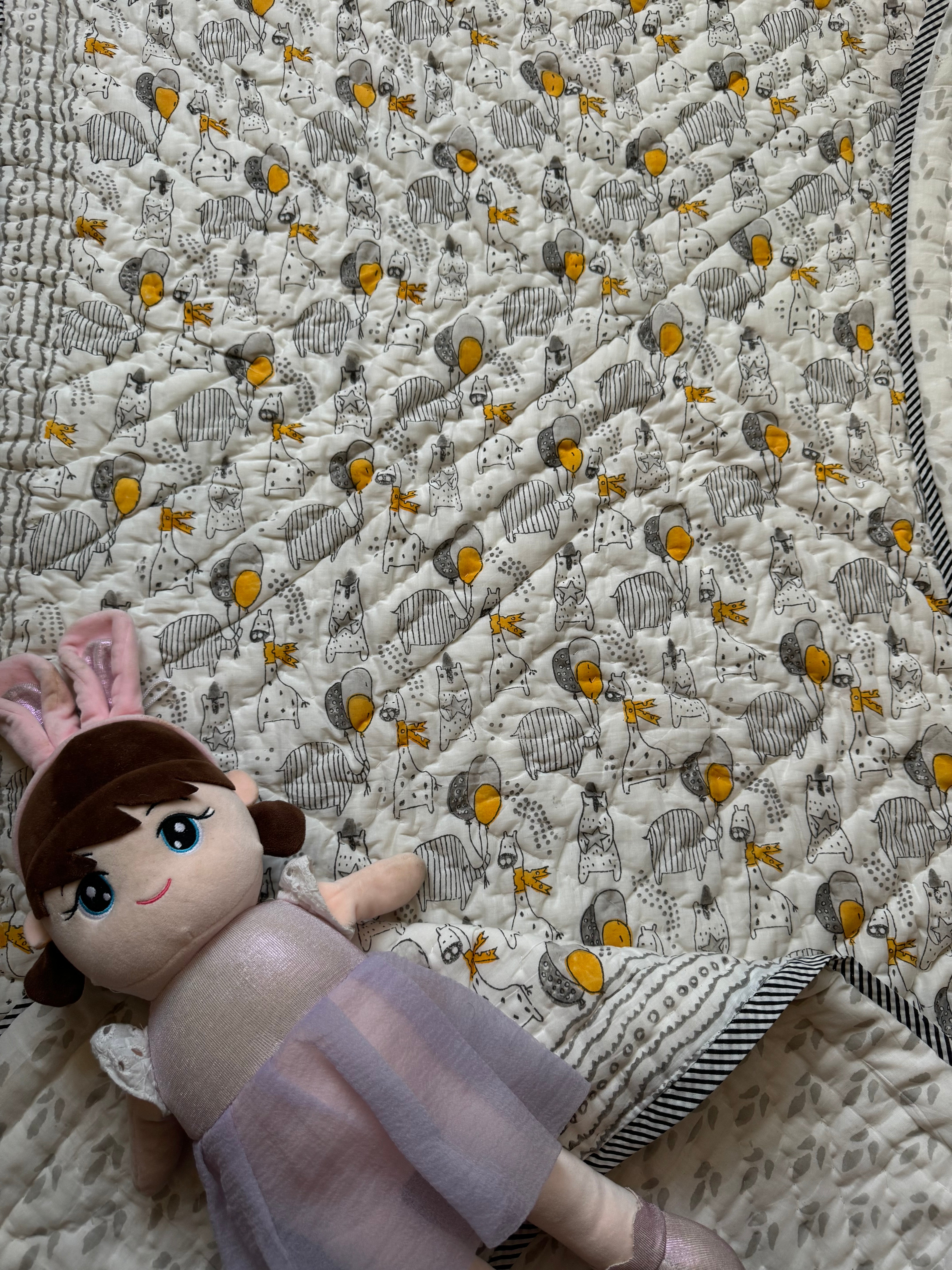 HANDBLOCK PRINTED REVERSIBLE MULMUL BABY QUILT (1 Year to 5 Years)