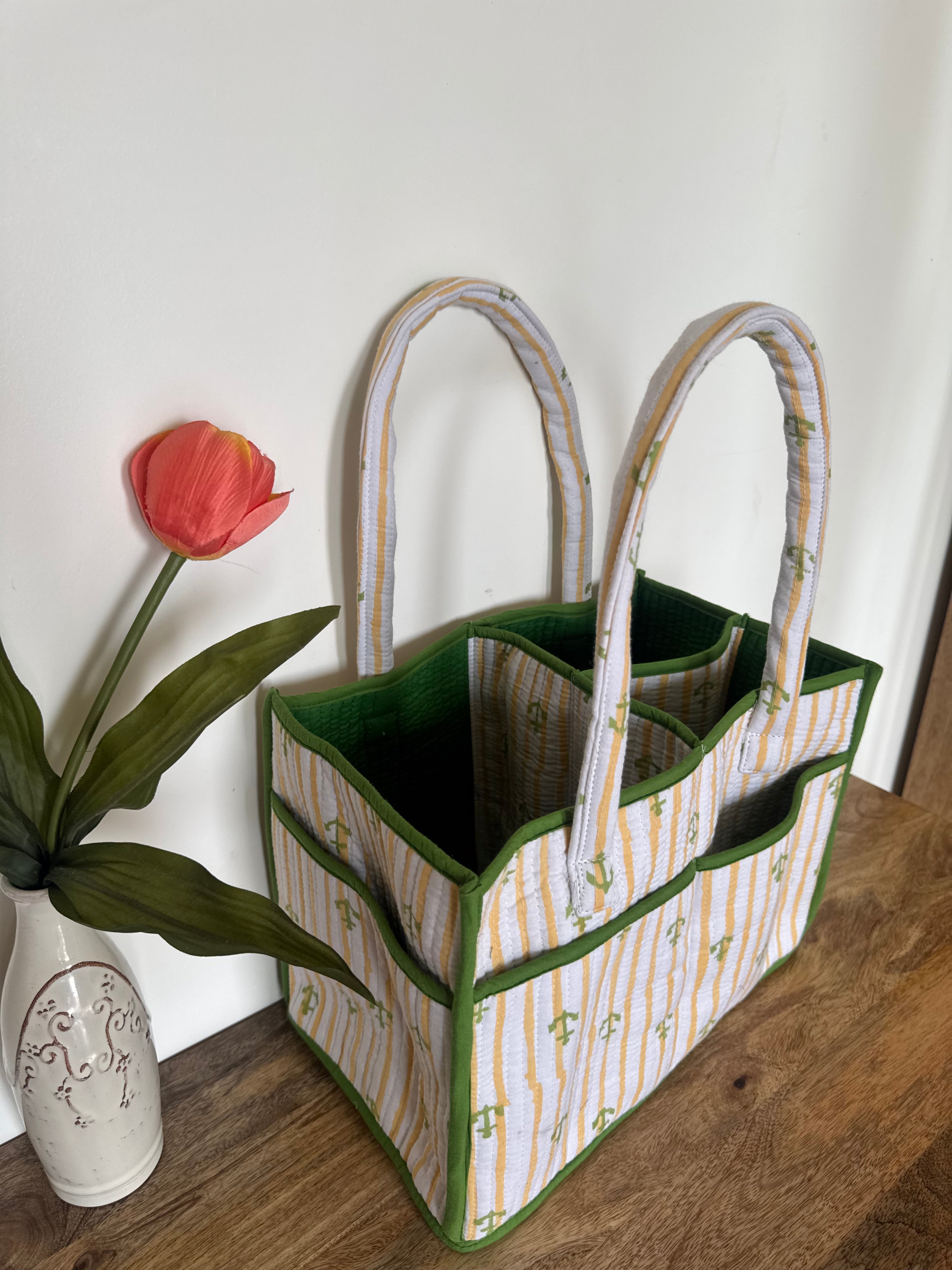 NAPPY CADDY / PICNIC BASKET