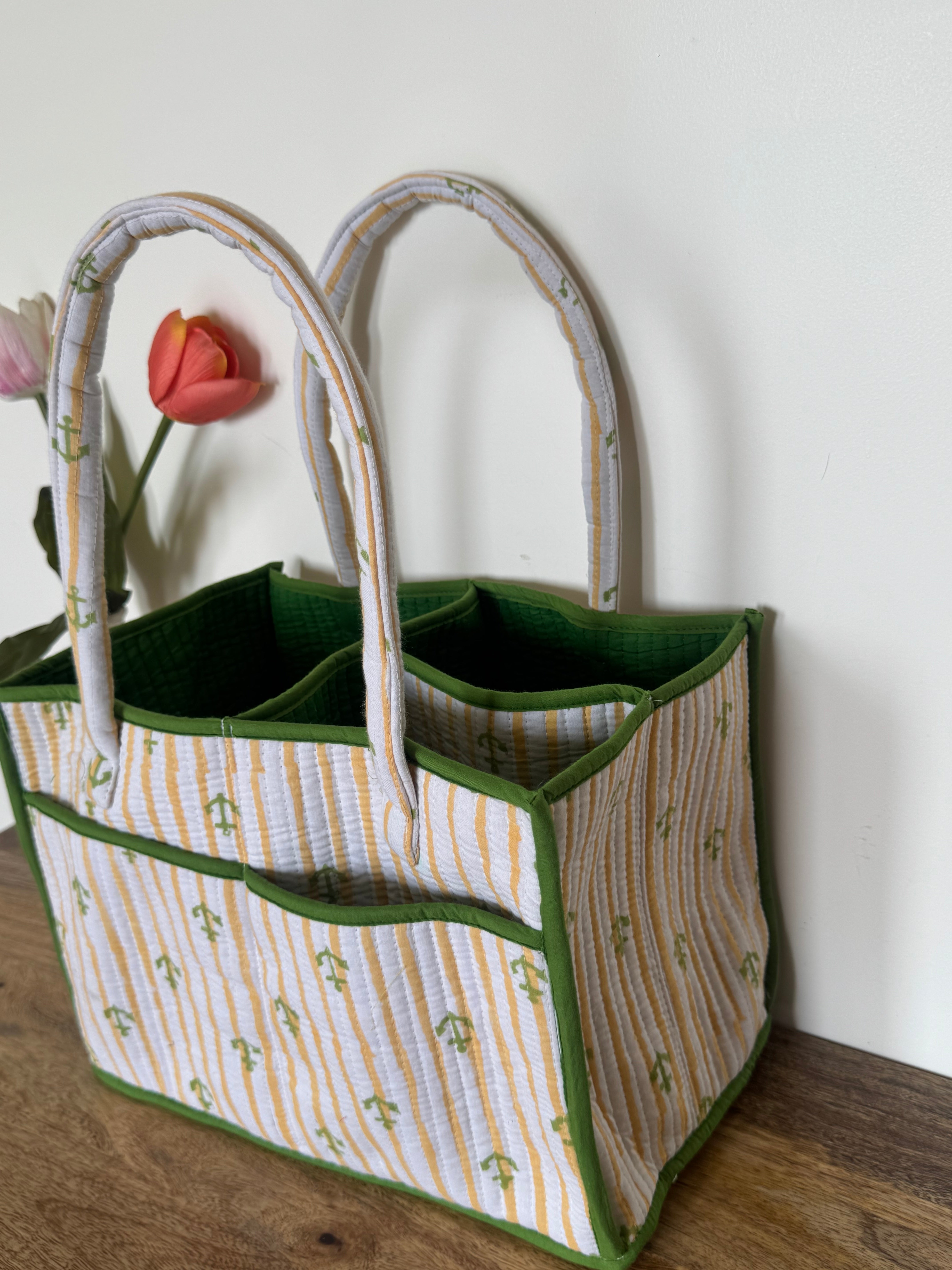 NAPPY CADDY / PICNIC BASKET