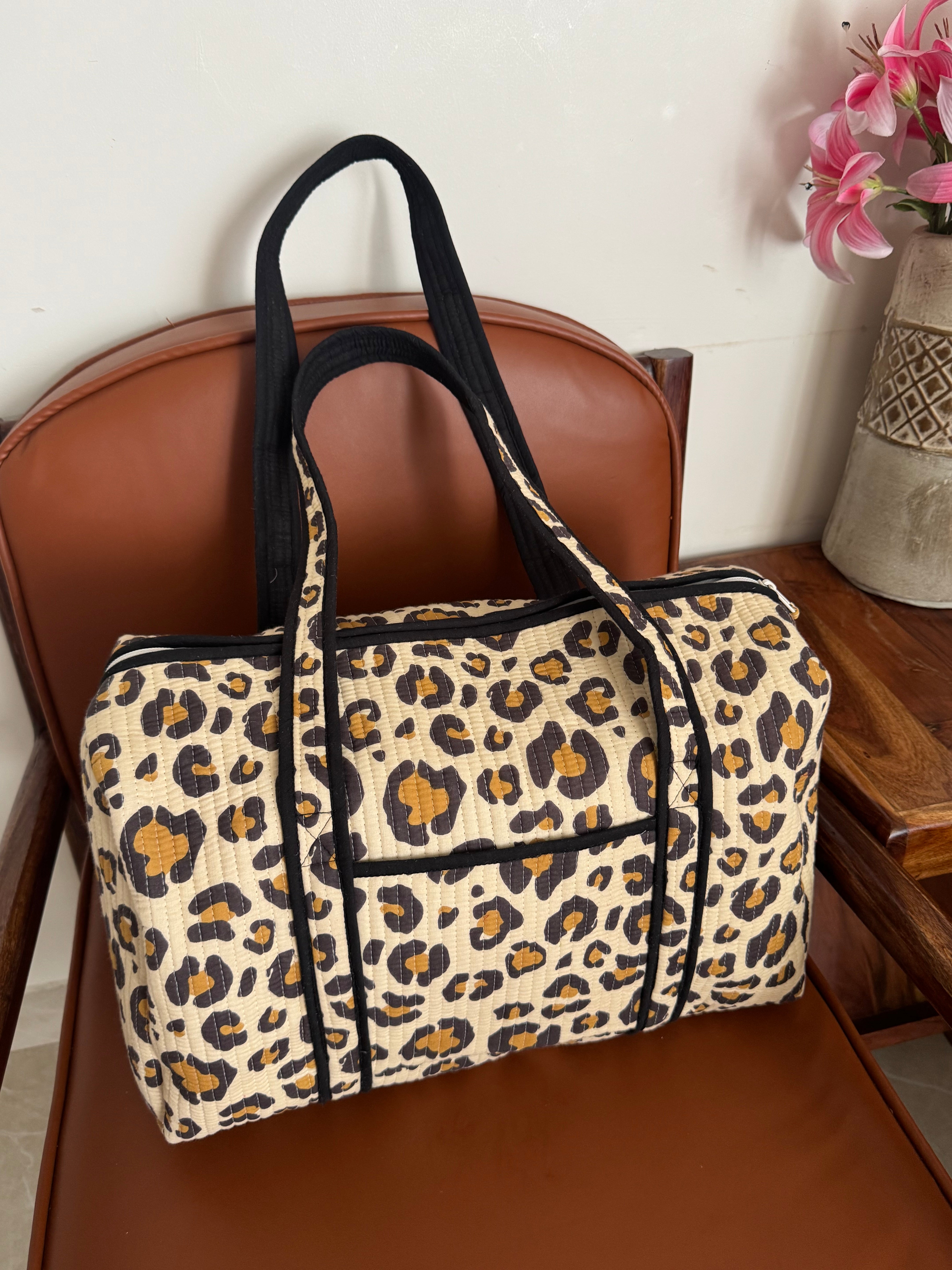 DUFFLE BAG