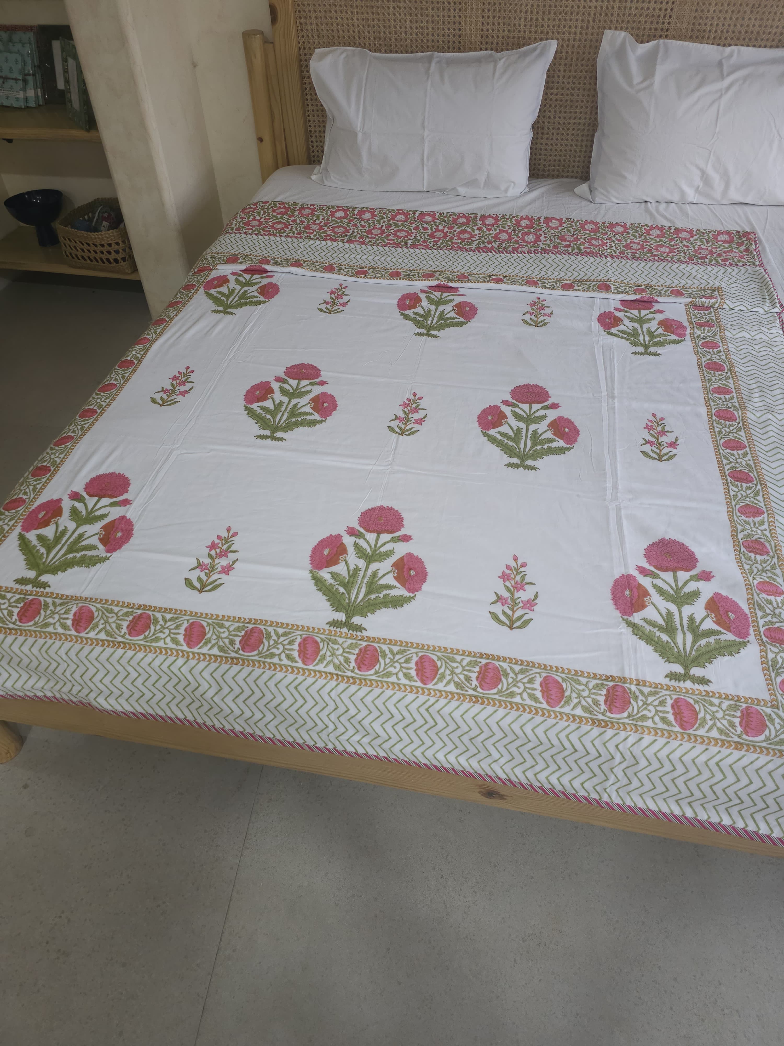 POPPY HANDBLOCK PRINTED REVERSIBLE MULMUL DOHAR