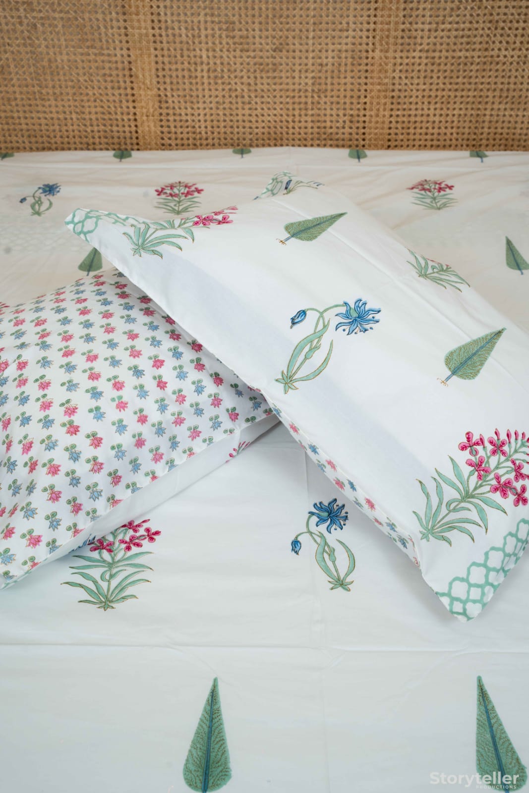 MULTI BOOTA HANDBLOCK PRINTED BEDSHEET WITH TWO REVERSIBLE PILLOW COVERS