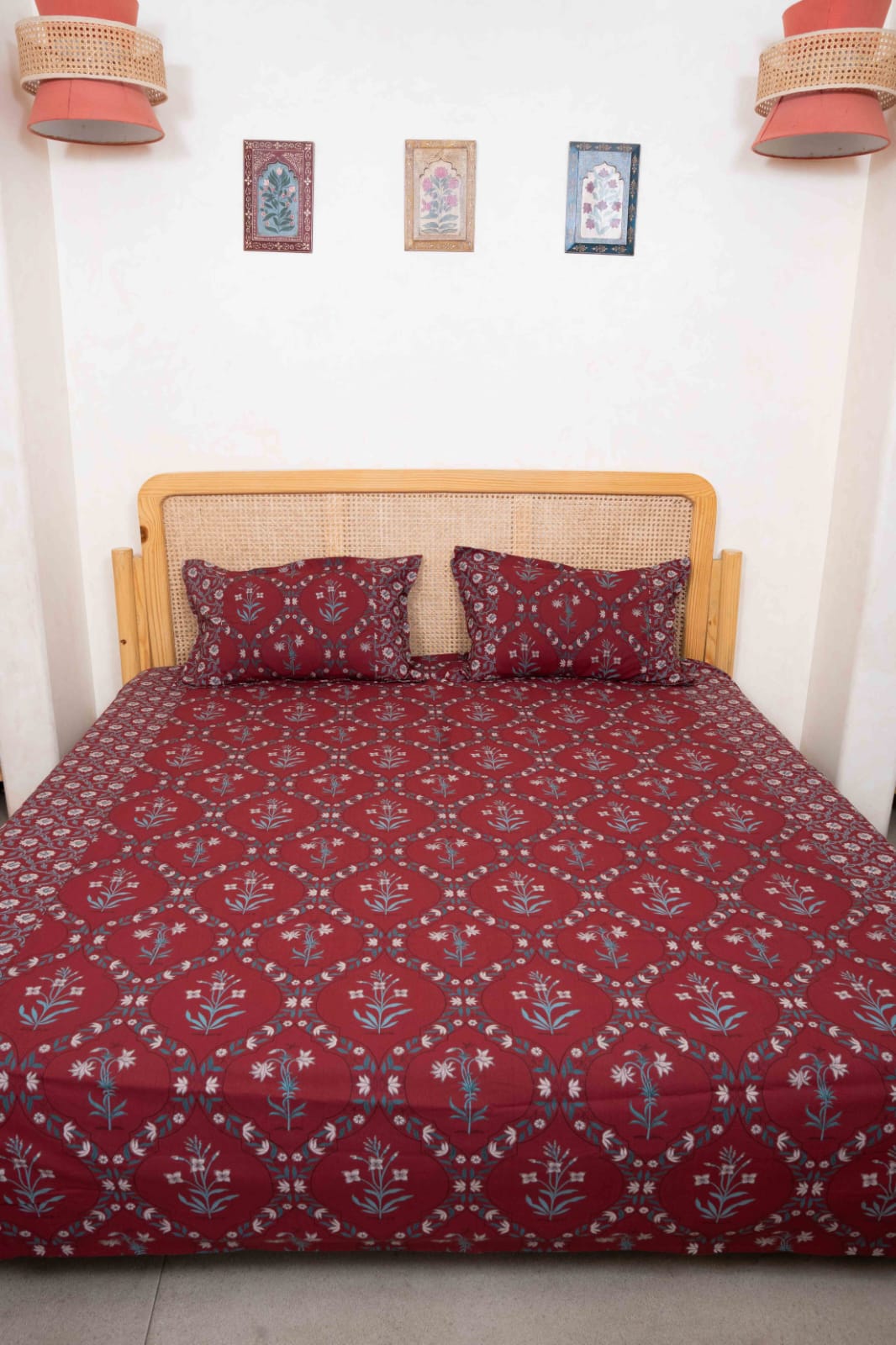 KANAK BEDSHEET WITH TWO PILLOW CASES