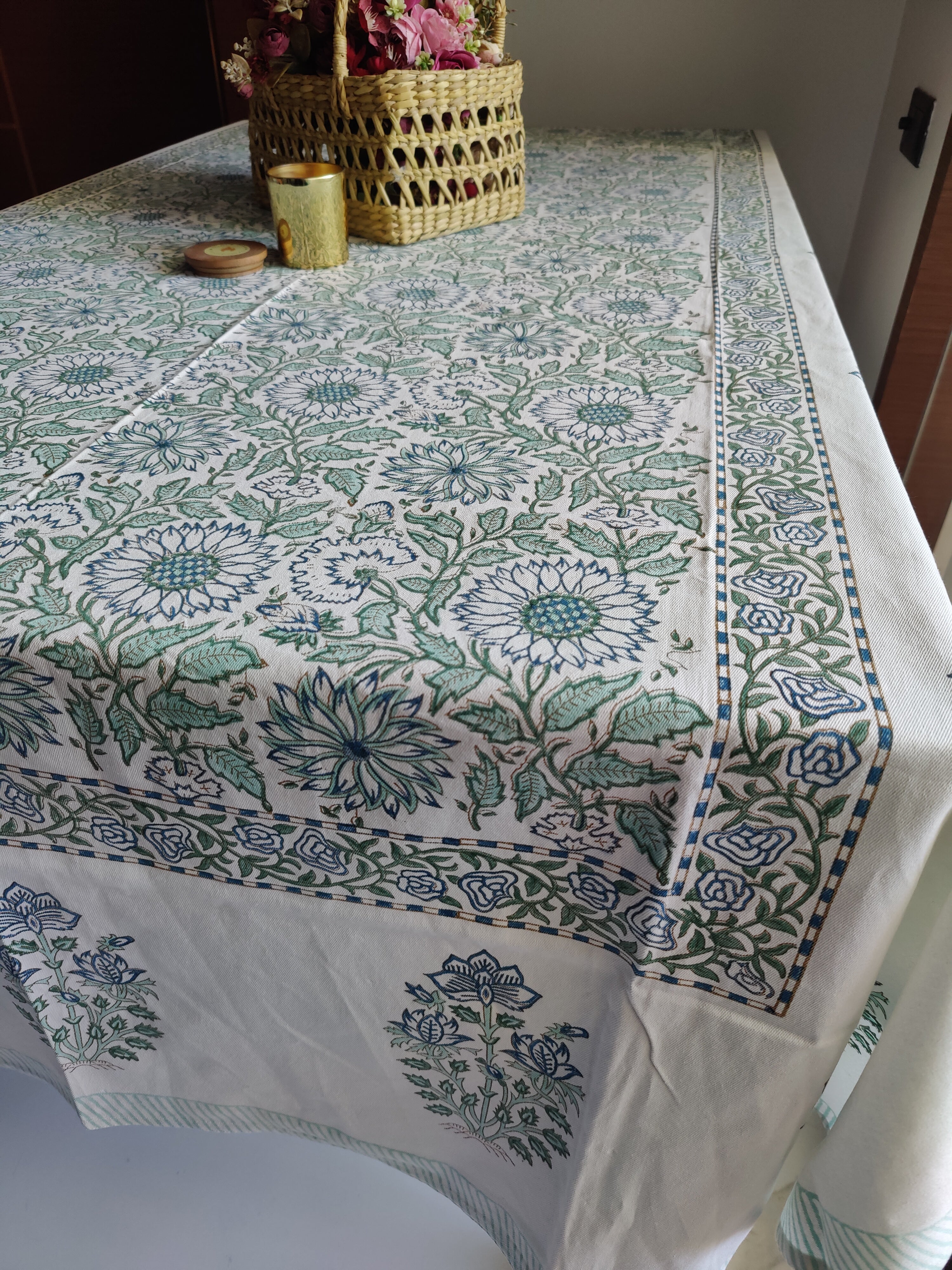 SIX SEATER HANDBLOCK PRINTED TABLECLOTH