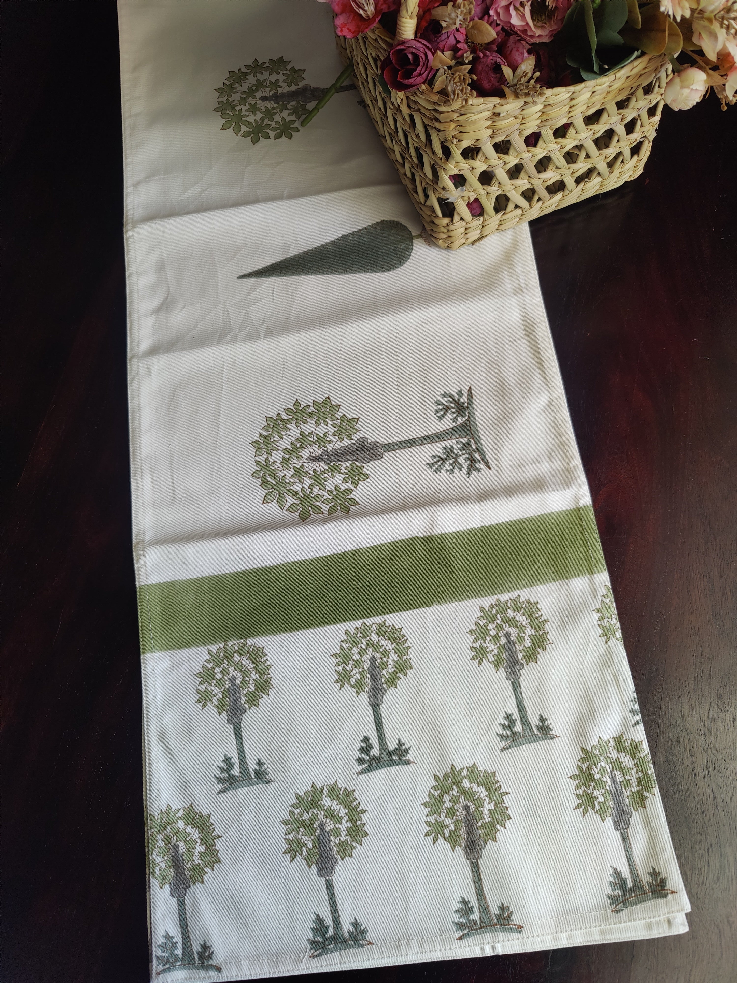 SIX SEATER HANDBLOCK PRINTED TABLE RUNNER