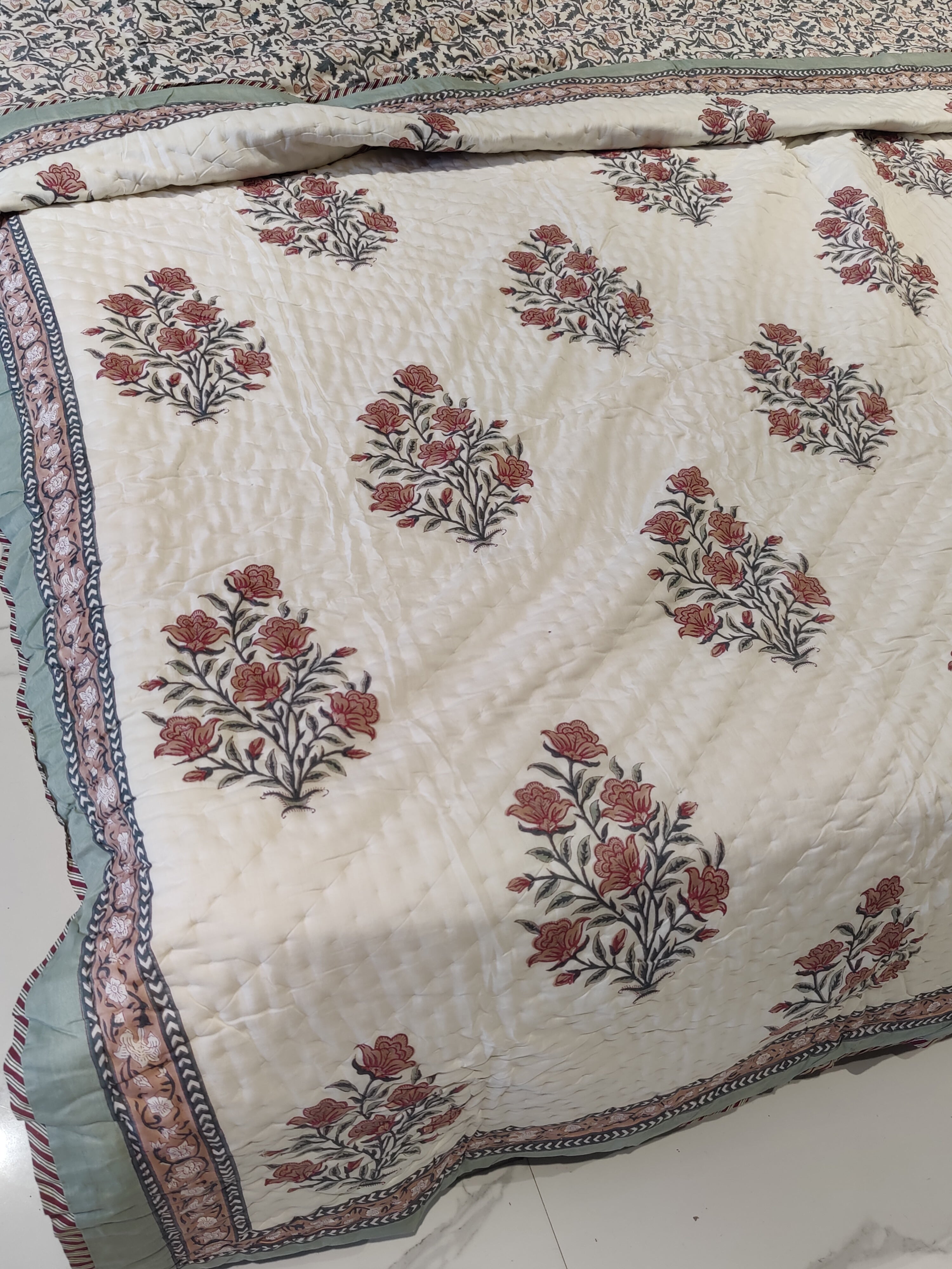 HAND BLOCK PRINTED REVERSIBLE MULMUL QUILT