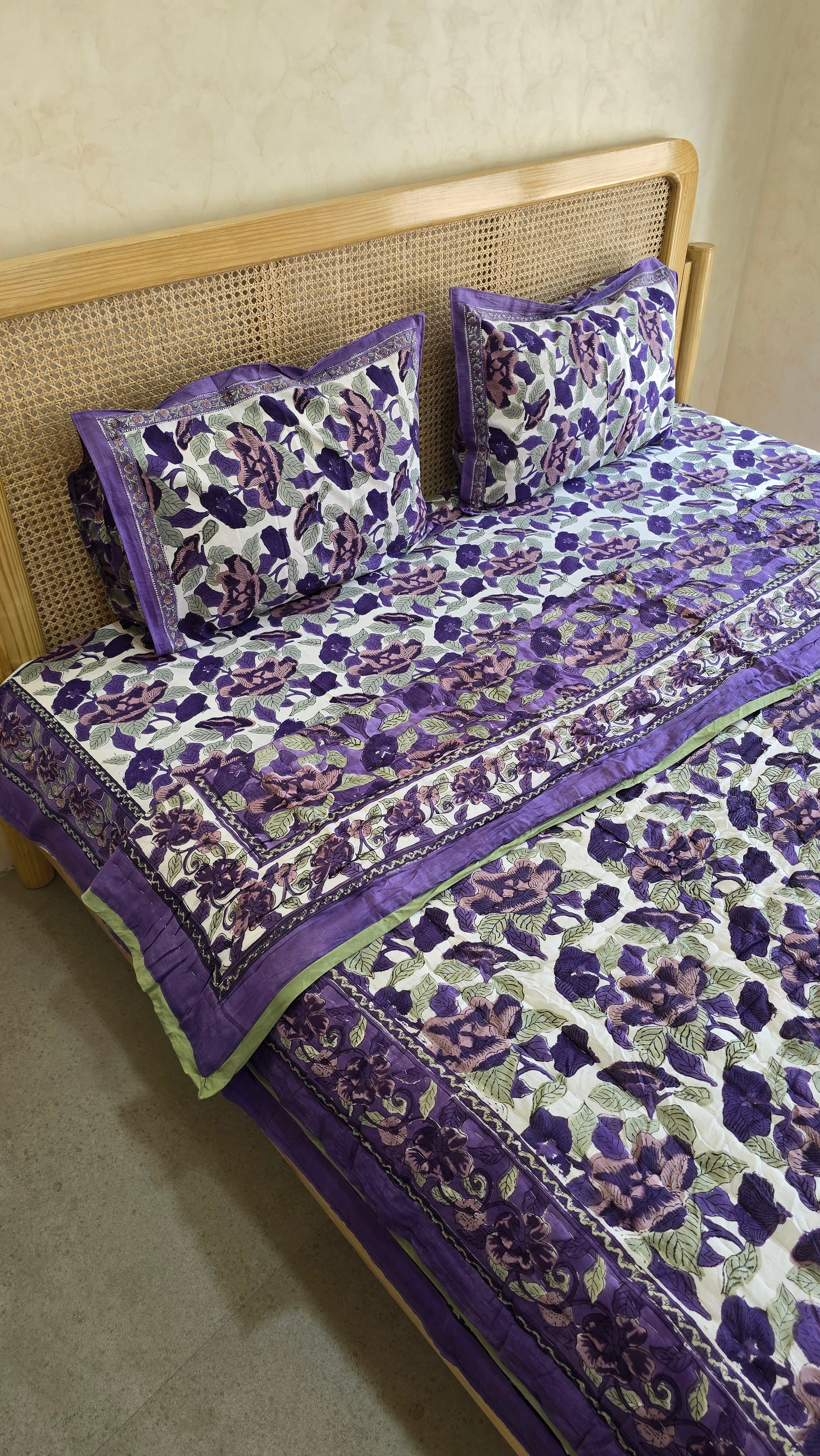 FESTIVE HAND BLOCK PRINTED BEDDING SET