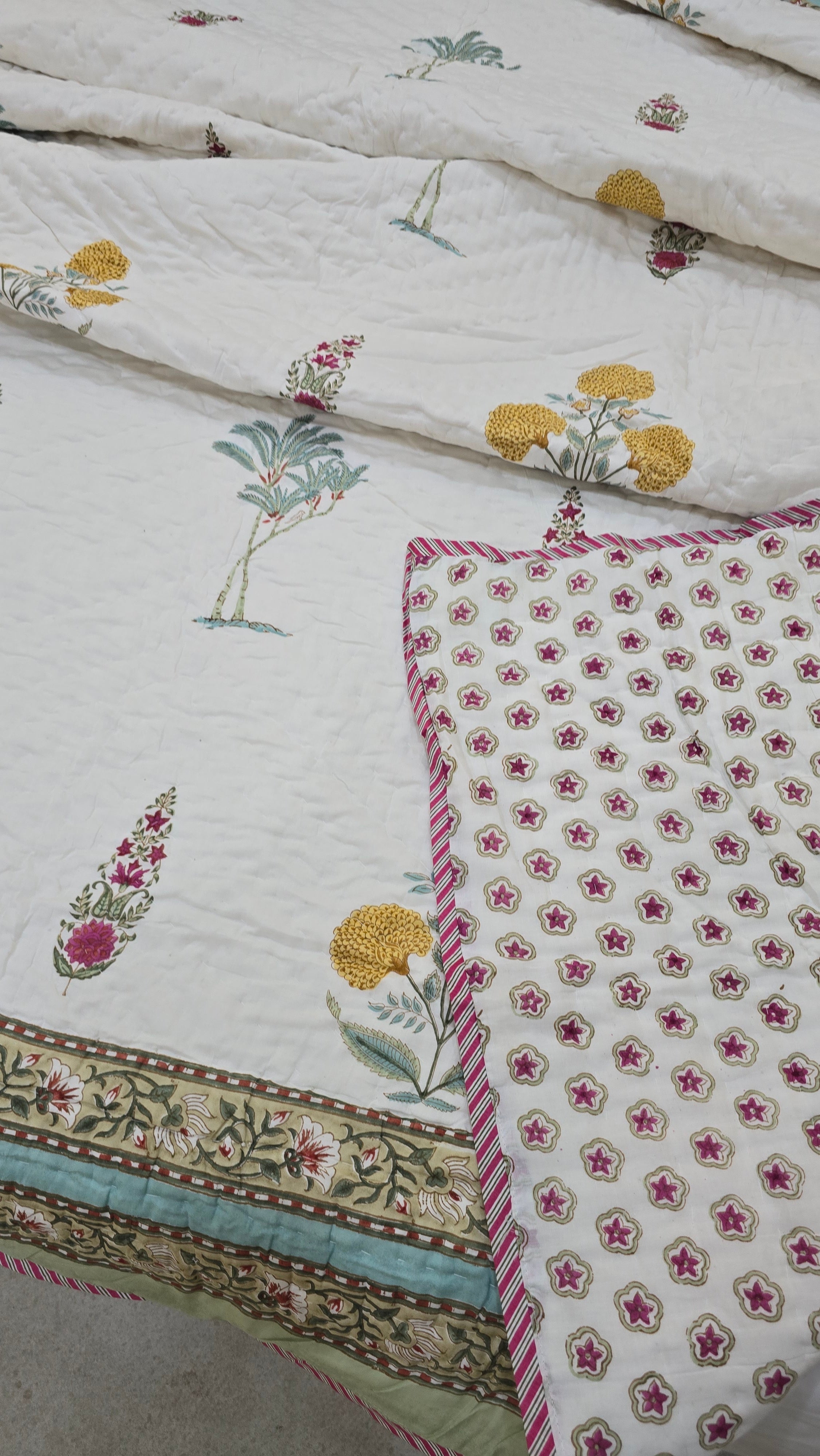MARIGOLD HAND BLOCK PRINTED REVERSIBLE MULMUL DOUBLE BED QUILT