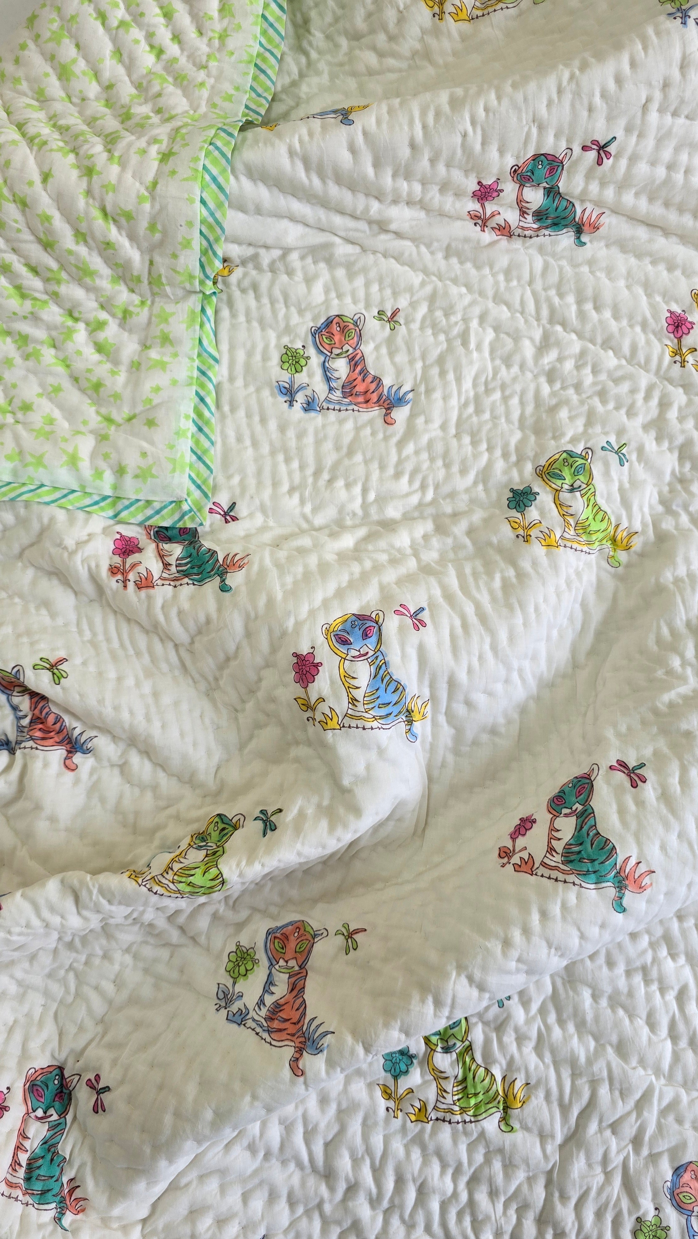 ADVENTURE CUBS HANDBLOCK PRINTED REVERSIBLE MULMUL BABY QUILT (1 Year to 5 Years)