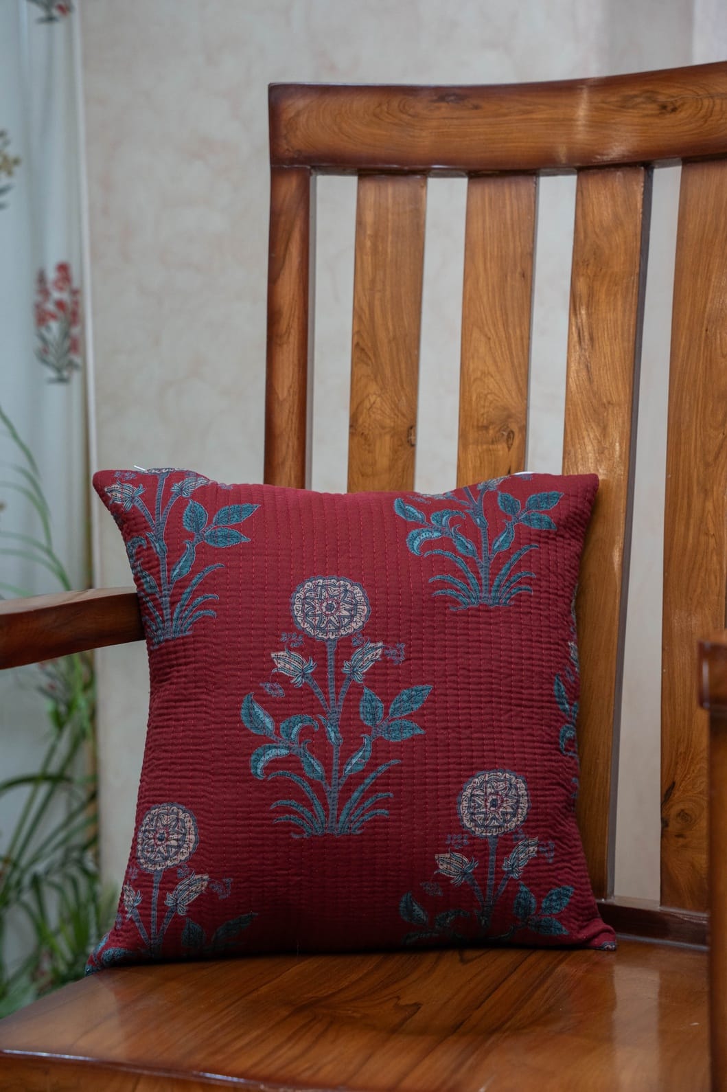 KANAK - SINGLE PIECE QUILTED 16 BY 16 INCHES CUSHION