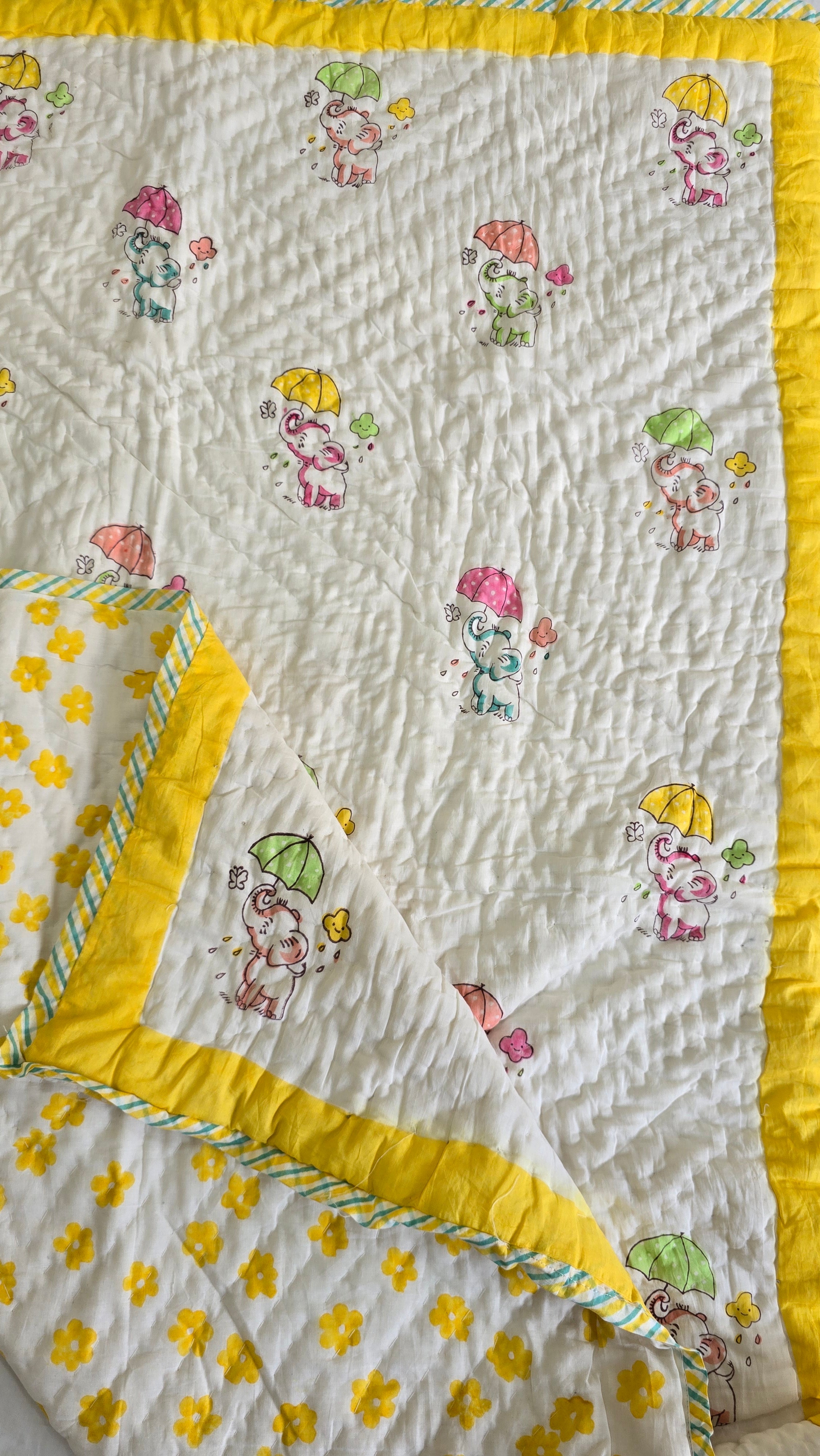 BABY ELEPHANT HANDBLOCK PRINTED REVERSIBLE MULMUL BABY QUILT (1 Year to 5 Years)