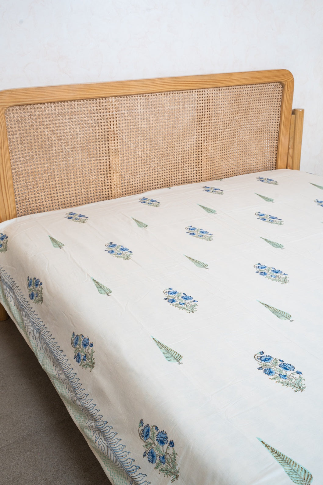 DOUBLE BED HANDBLOCK PRINTED REVERSIBLE MULMUL DOHAR