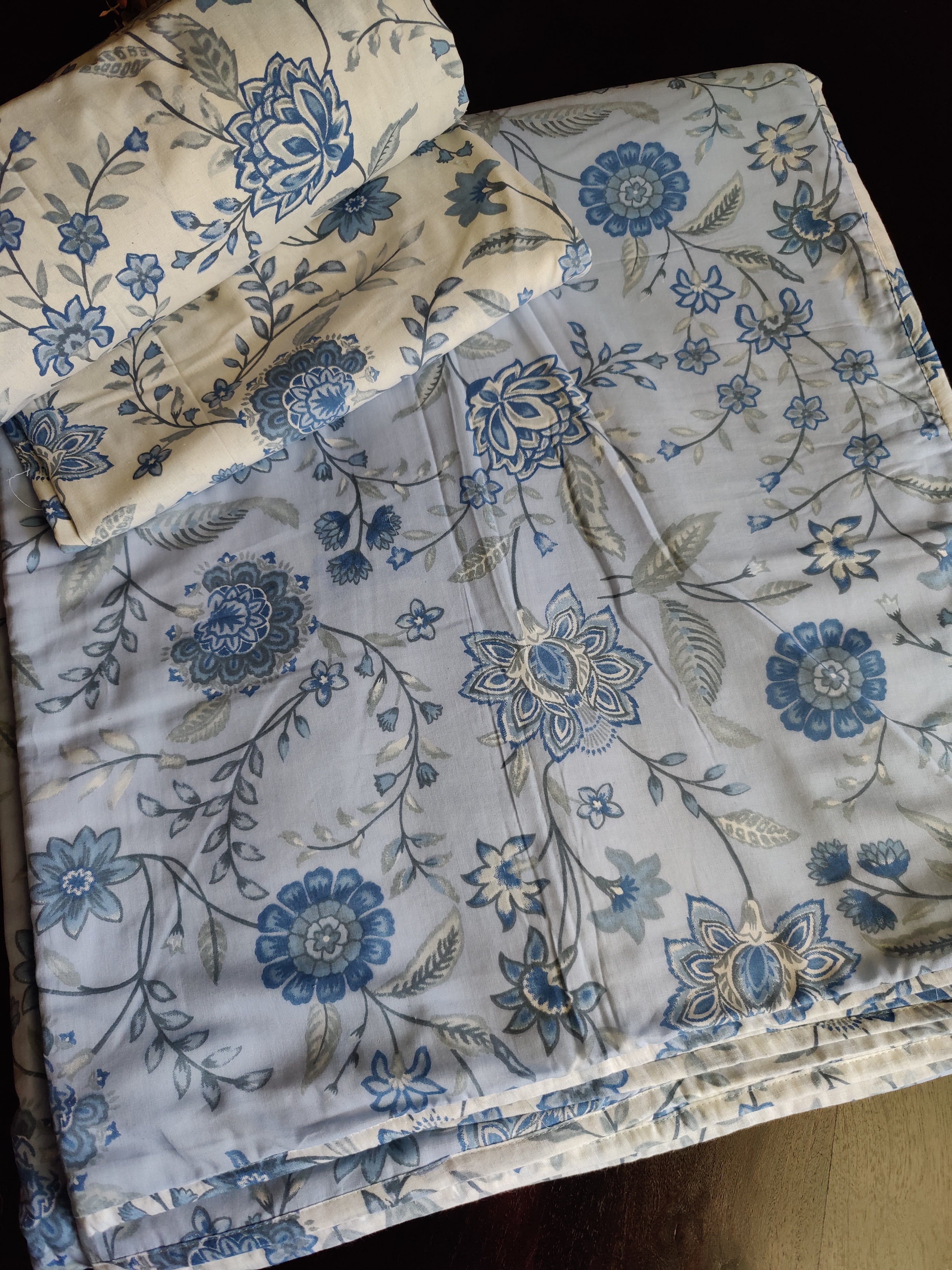 FLORAL SHALIMAR REVERSIBLE MULMUL DOHAR