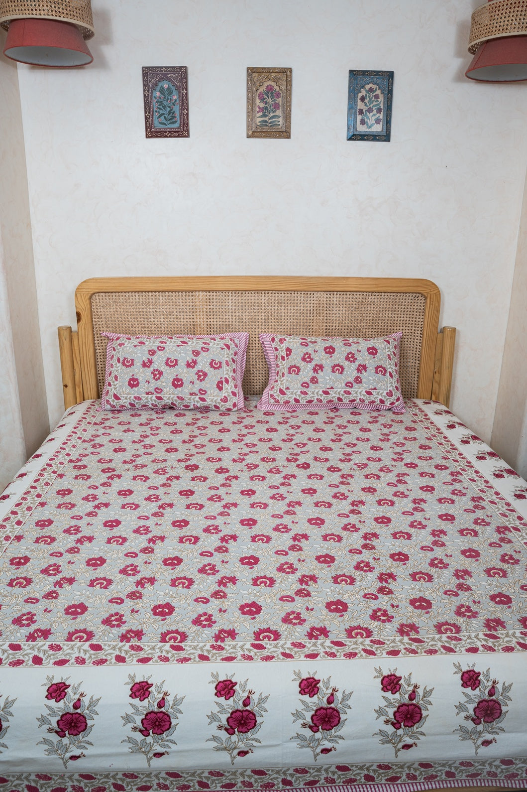 PURE COTTON BEDSHEET WITH TWO PILLOW CASES