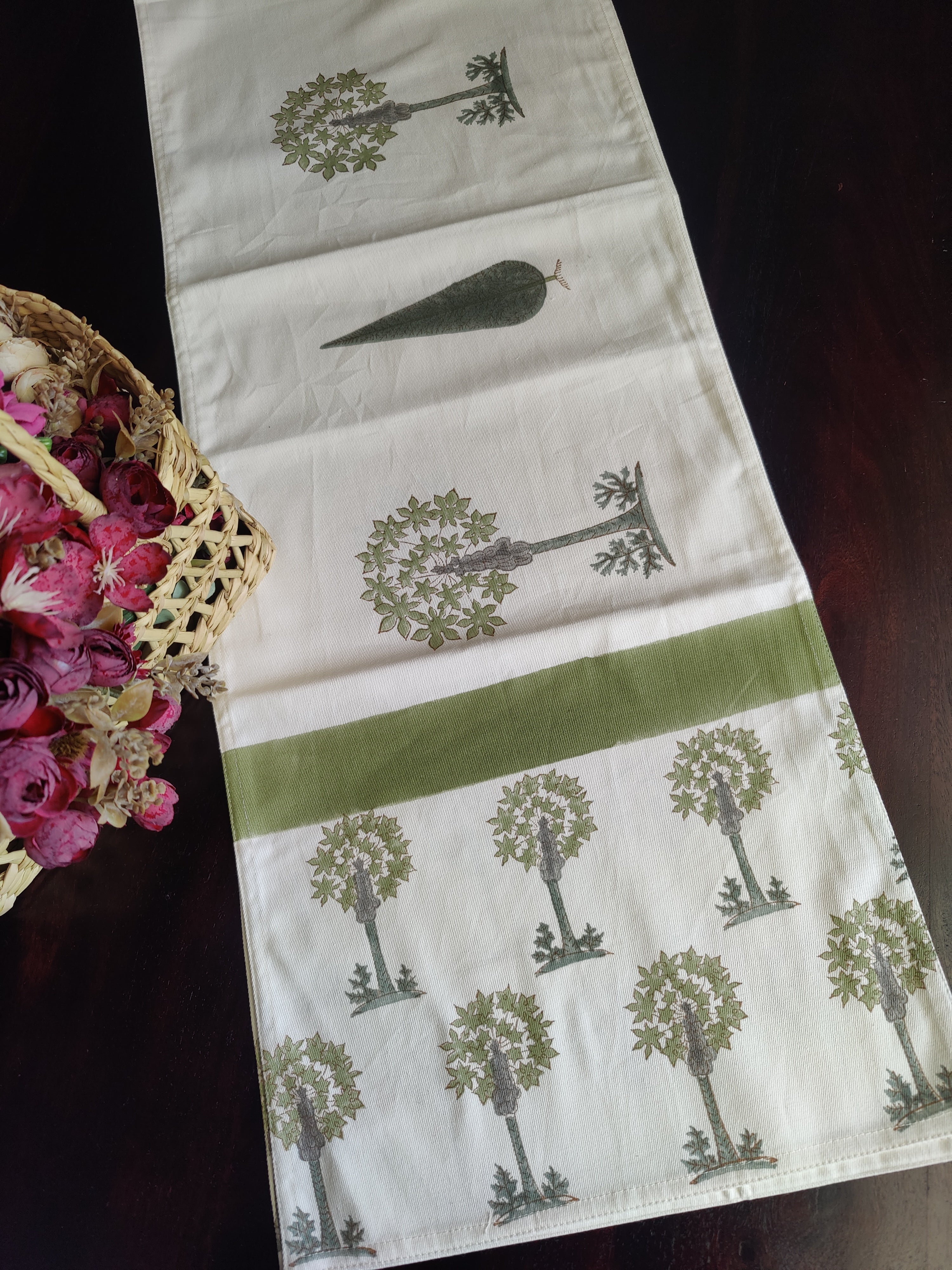 SIX SEATER HANDBLOCK PRINTED TABLE RUNNER
