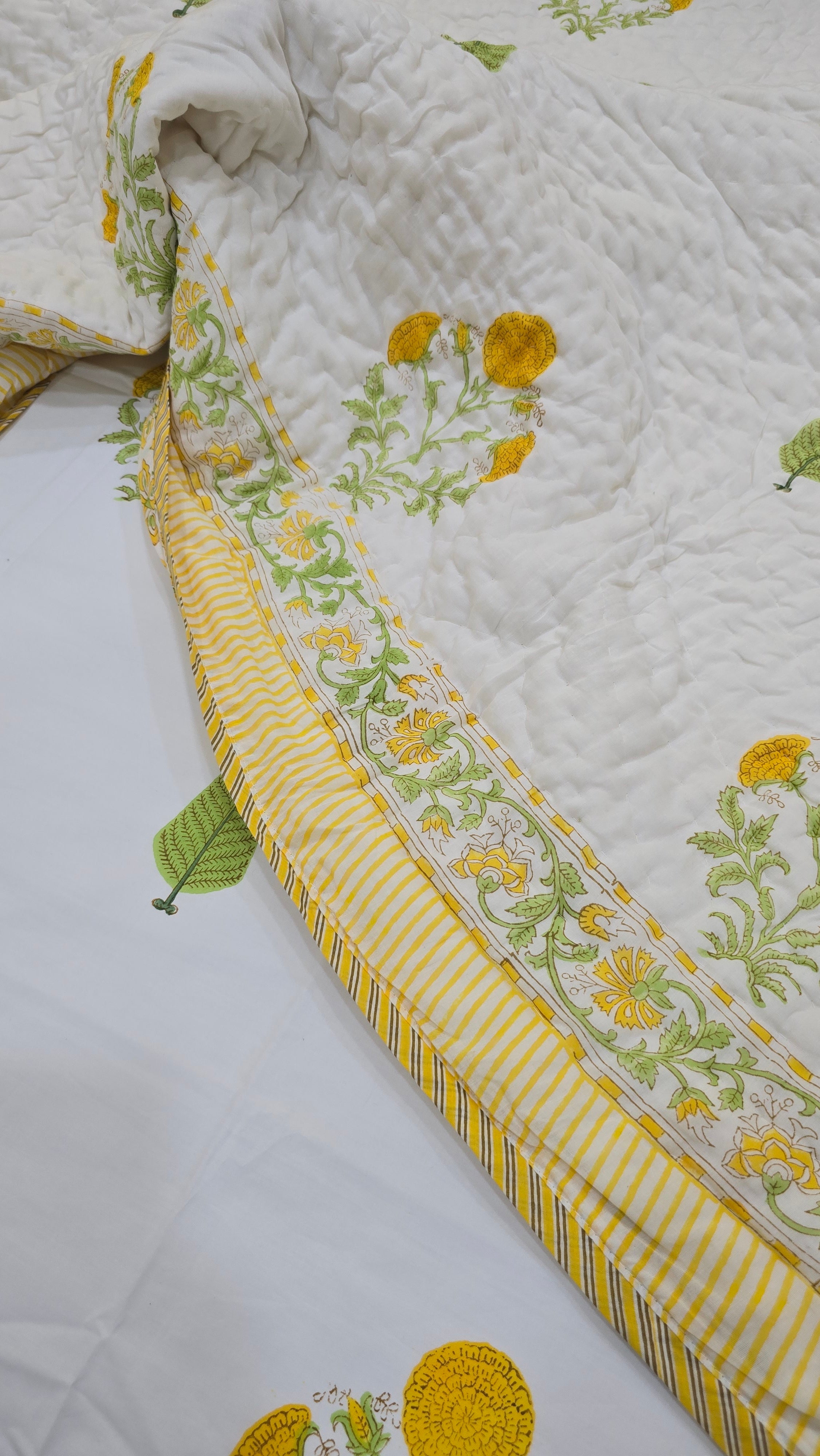 YELLOW MARIGOLD HAND BLOCK PRINTED REVERSIBLE MULMUL DOUBLE BED QUILT
