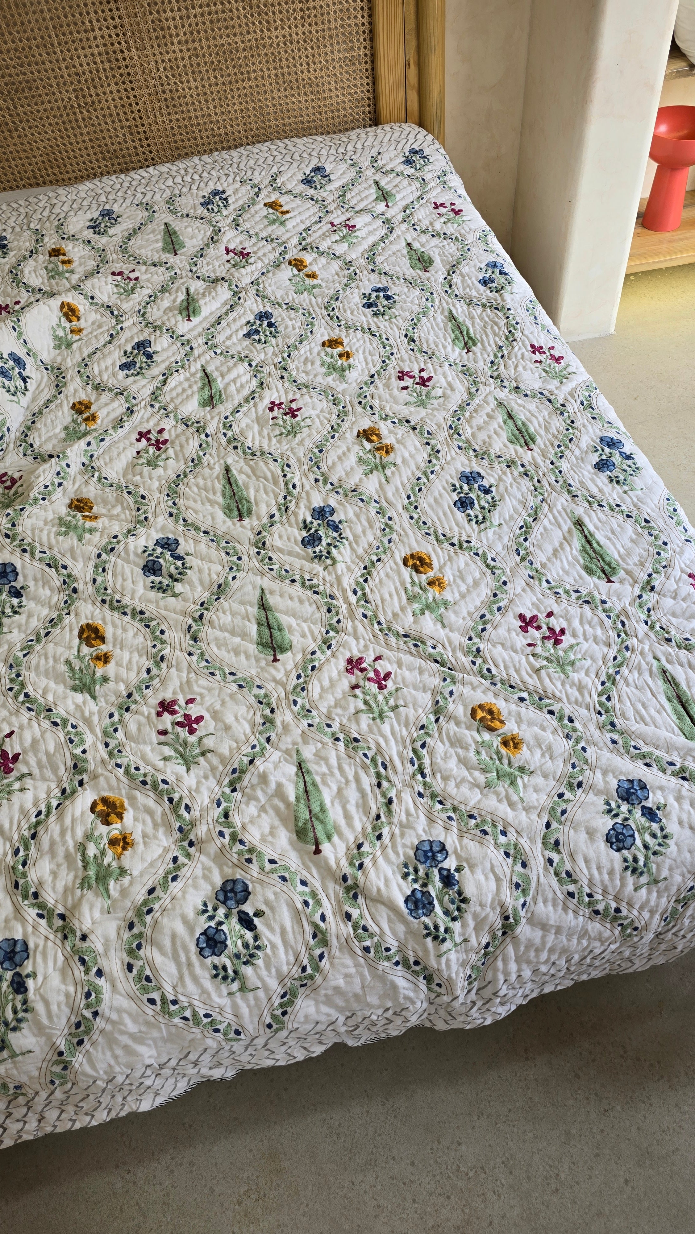 MALIKA HANDBLOCK PRINTED SINGLE QUILT no