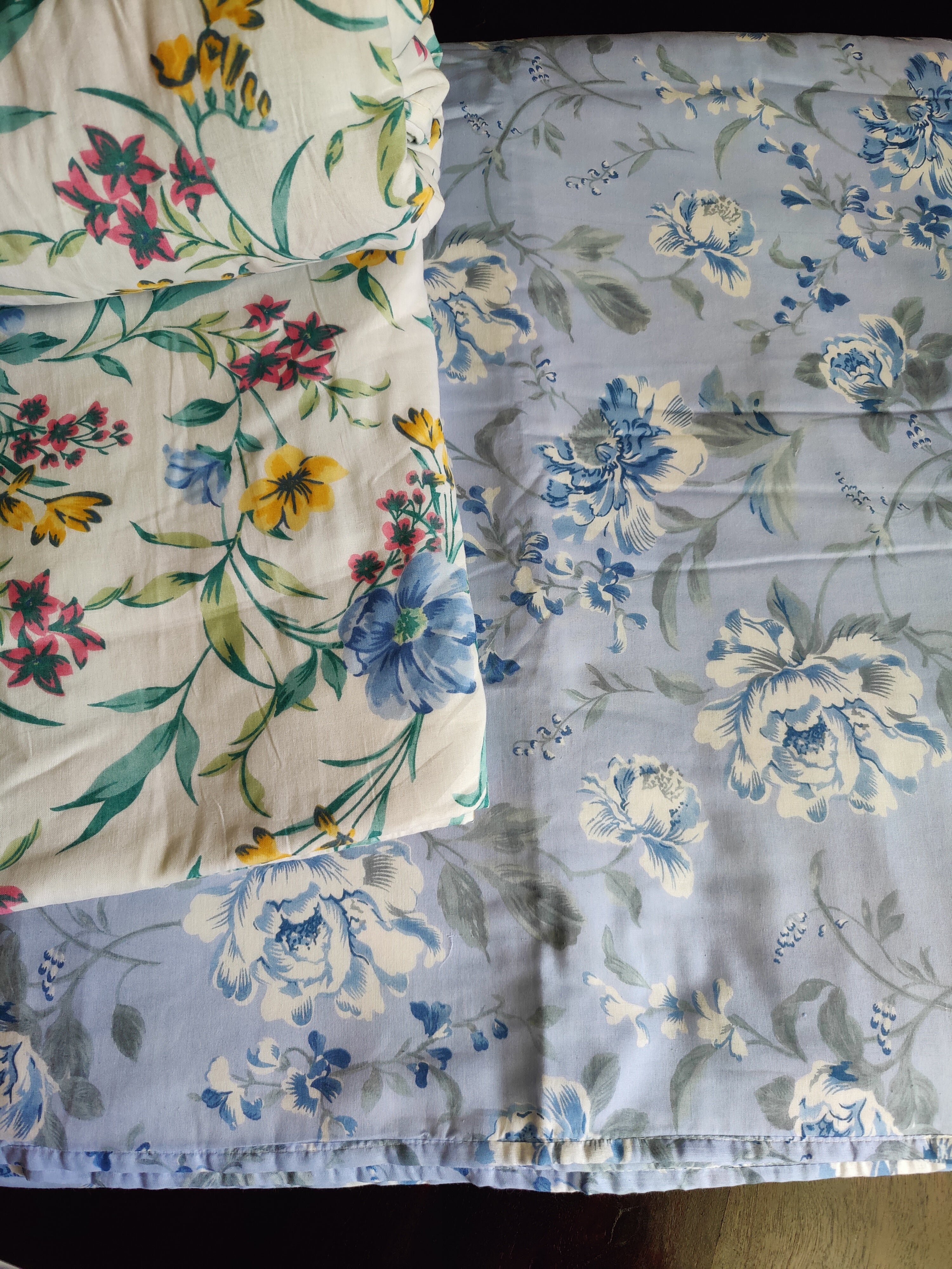 FLORAL SHALIMAR REVERSIBLE MULMUL DOHAR