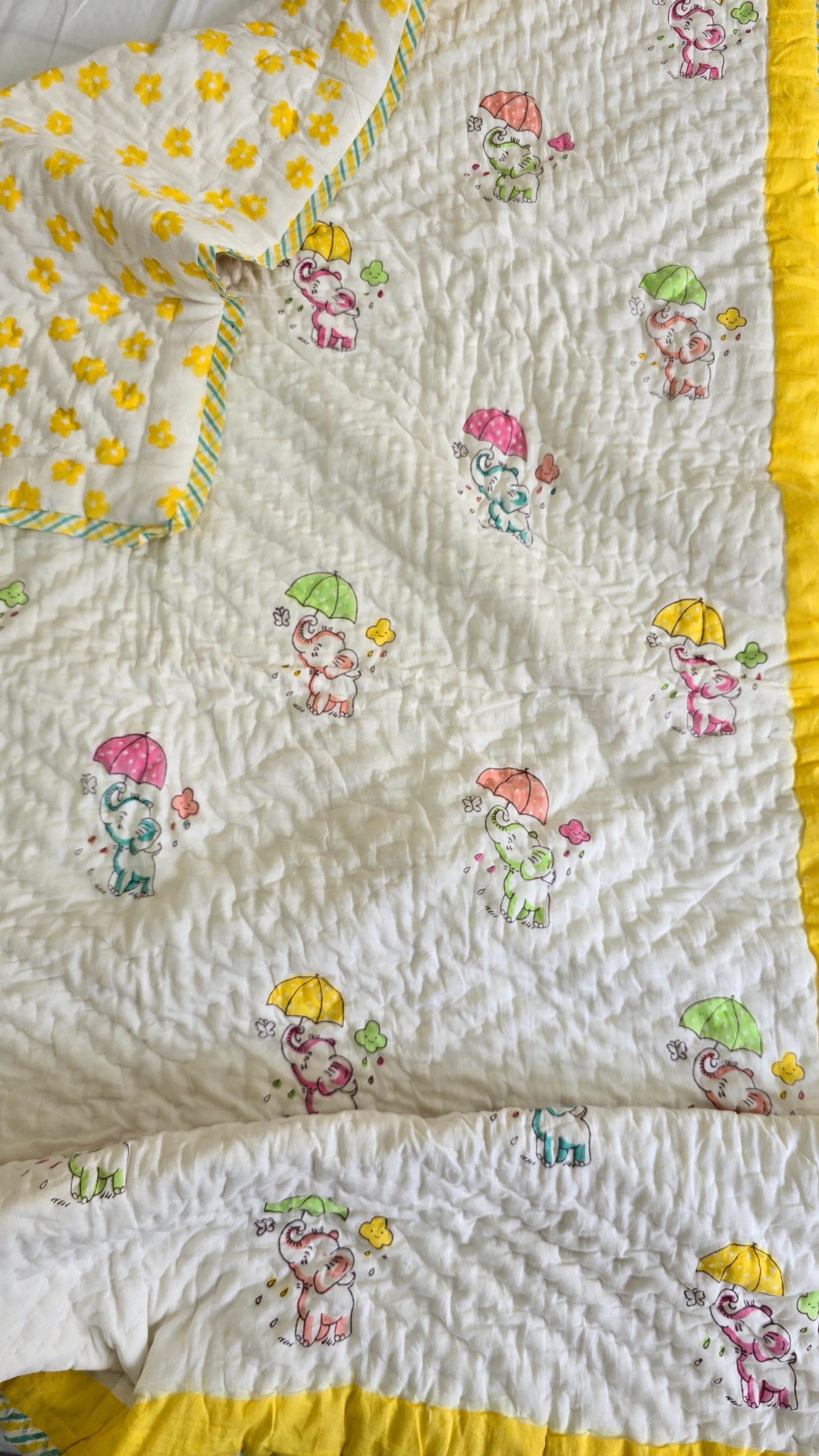 BABY ELEPHANT HANDBLOCK PRINTED REVERSIBLE MULMUL BABY QUILT (1 Year to 5 Years)