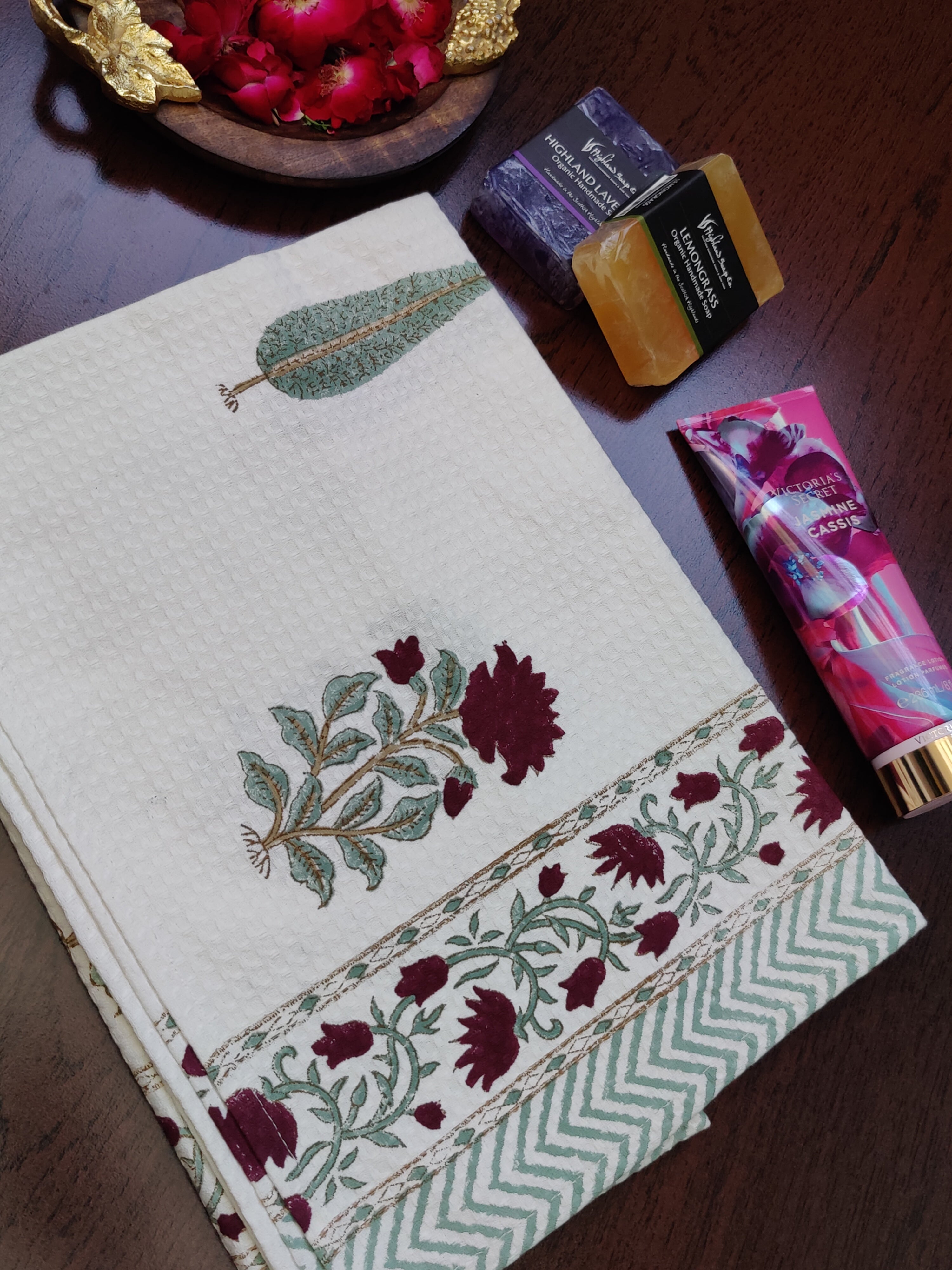 MULTI BOOTA HANDBLOCK PRINTED BODY / HAND TOWEL / NAPKIN