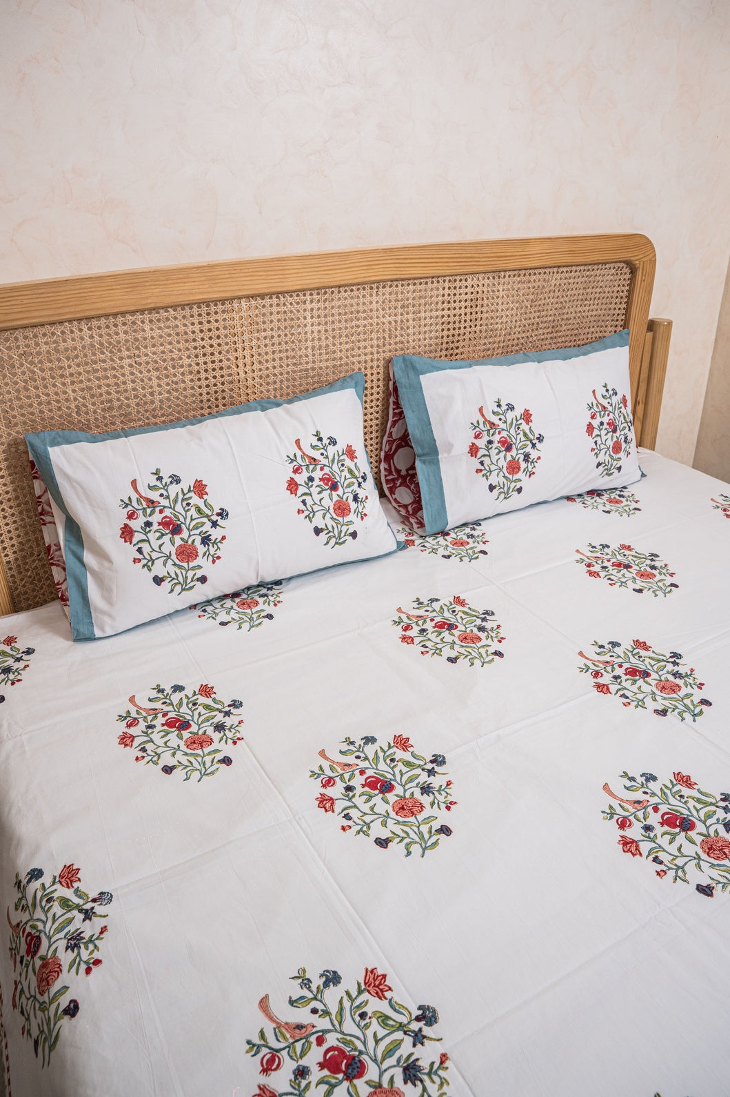 PARINDA HAND BLOCK PRINTED BEDSHEET WITH TWO REVERSIBLE PILLOW COVERS