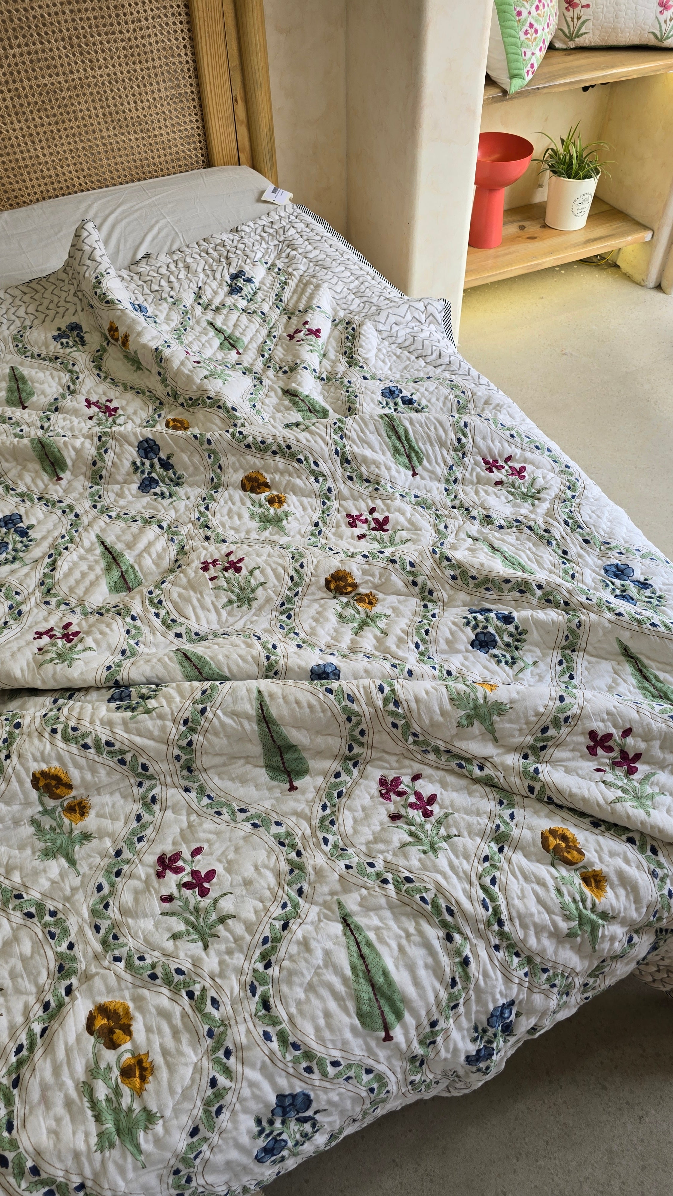 MALIKA HANDBLOCK PRINTED SINGLE QUILT no