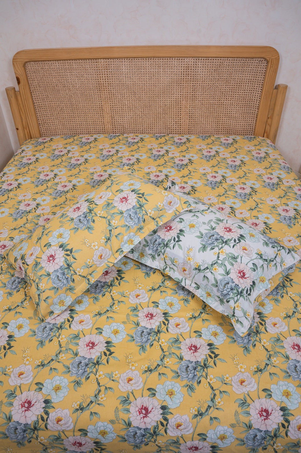 RANGMAHAL PURE COTTON BEDSHEET WITH TWO PILLOW CASES