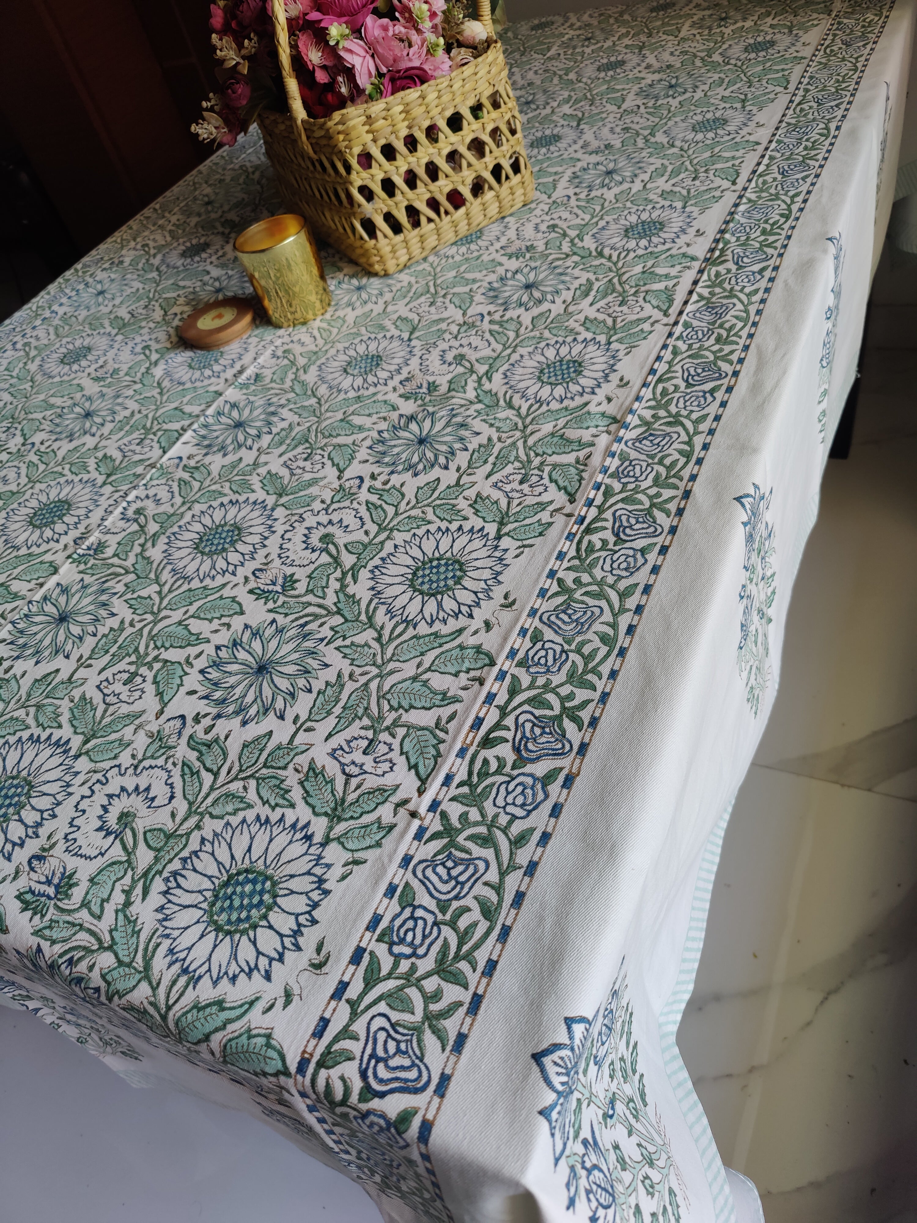 SIX SEATER HANDBLOCK PRINTED TABLECLOTH