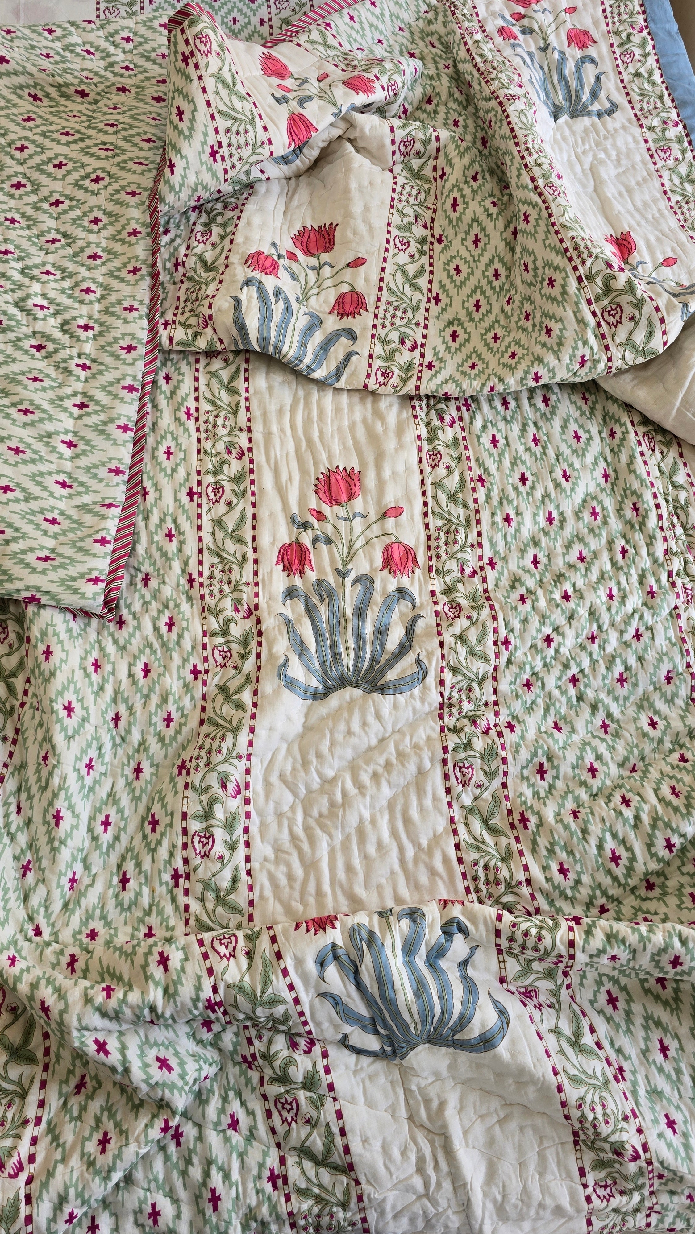 KANTARA HAND BLOCK PRINTED REVERSIBLE MULMUL DOUBLE BED QUILT