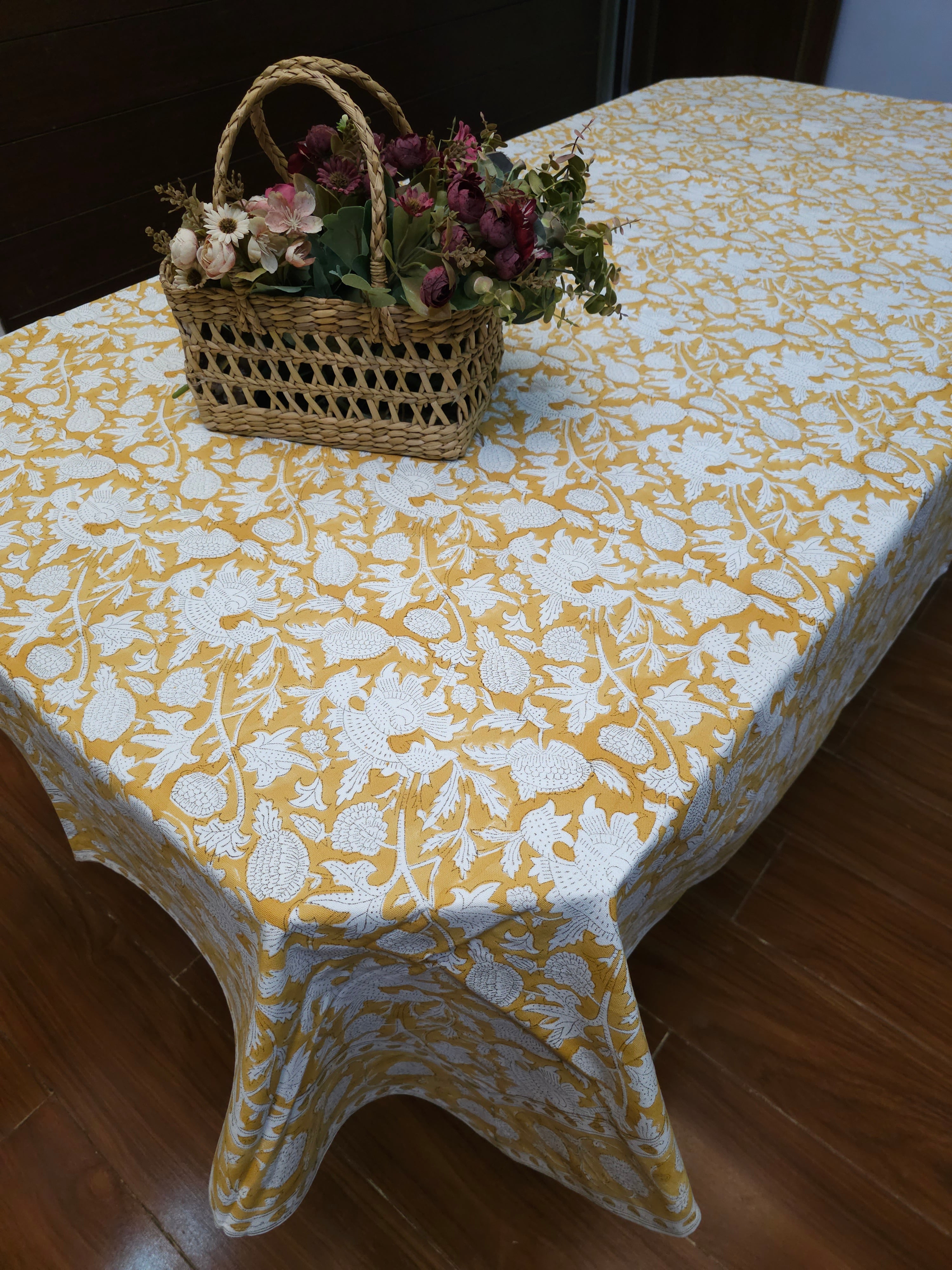 SUNRISE SIX SEATER HANDBLOCK PRINTED TABLECLOTH