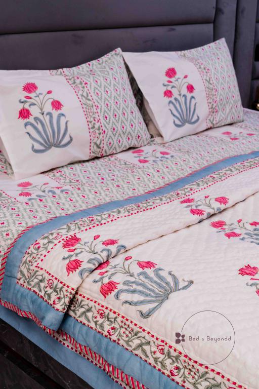 KANTARA HANDBLOCK PRINTED SINGLE QUILT